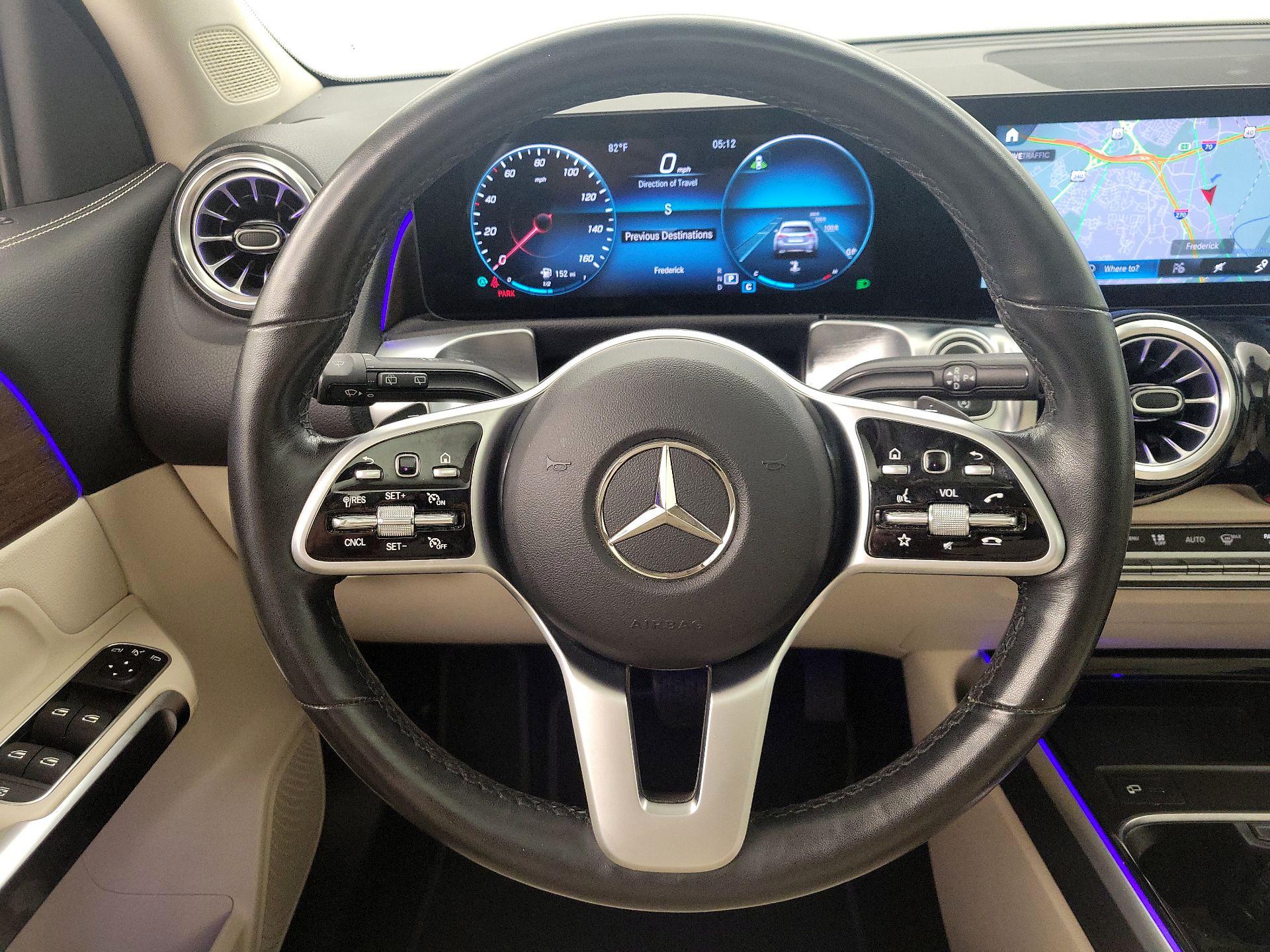 Thumbnail: 2022 Mercedes-Benz GLB - 10
