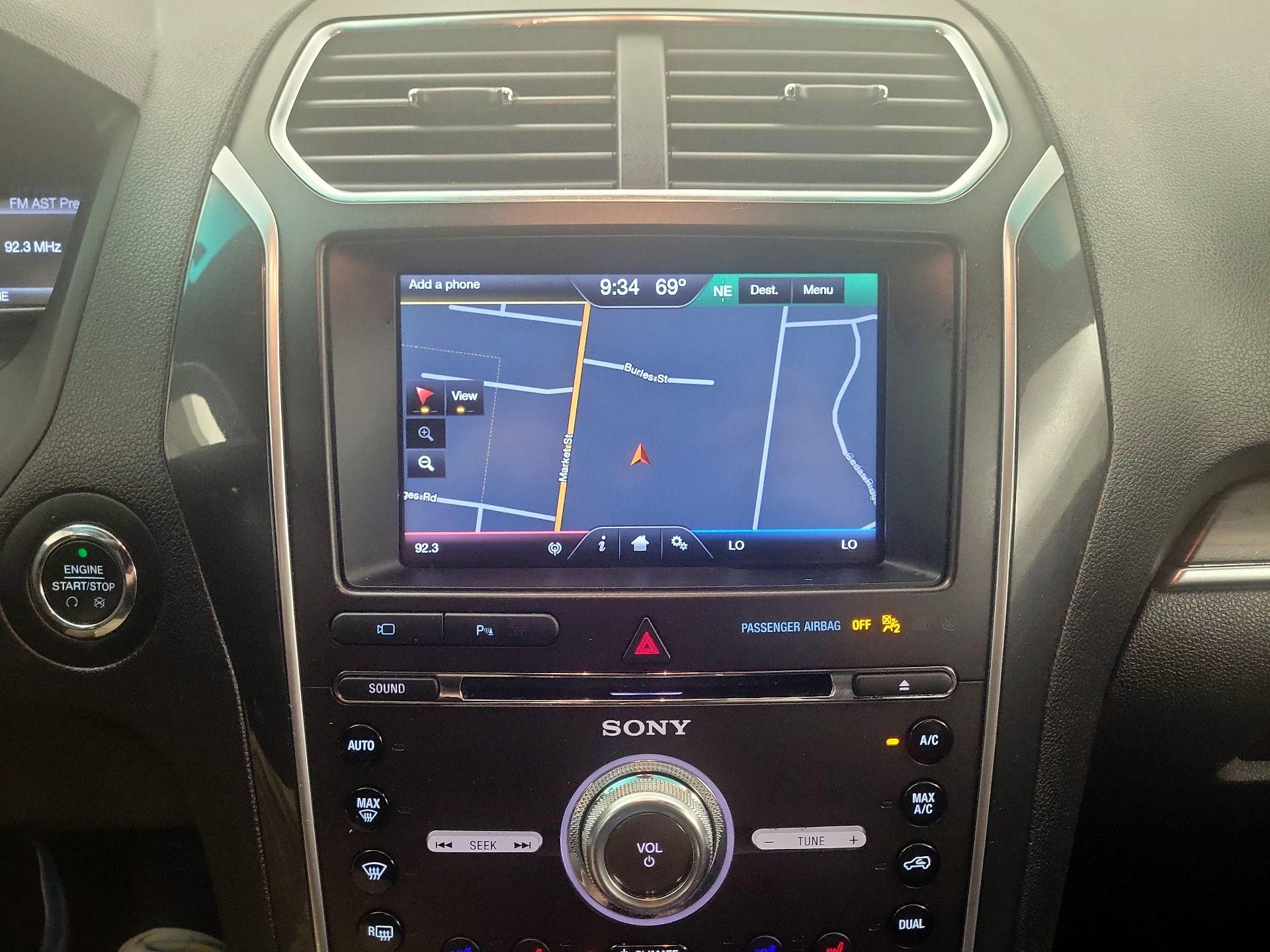 Thumbnail: 2016 Ford Explorer - 14