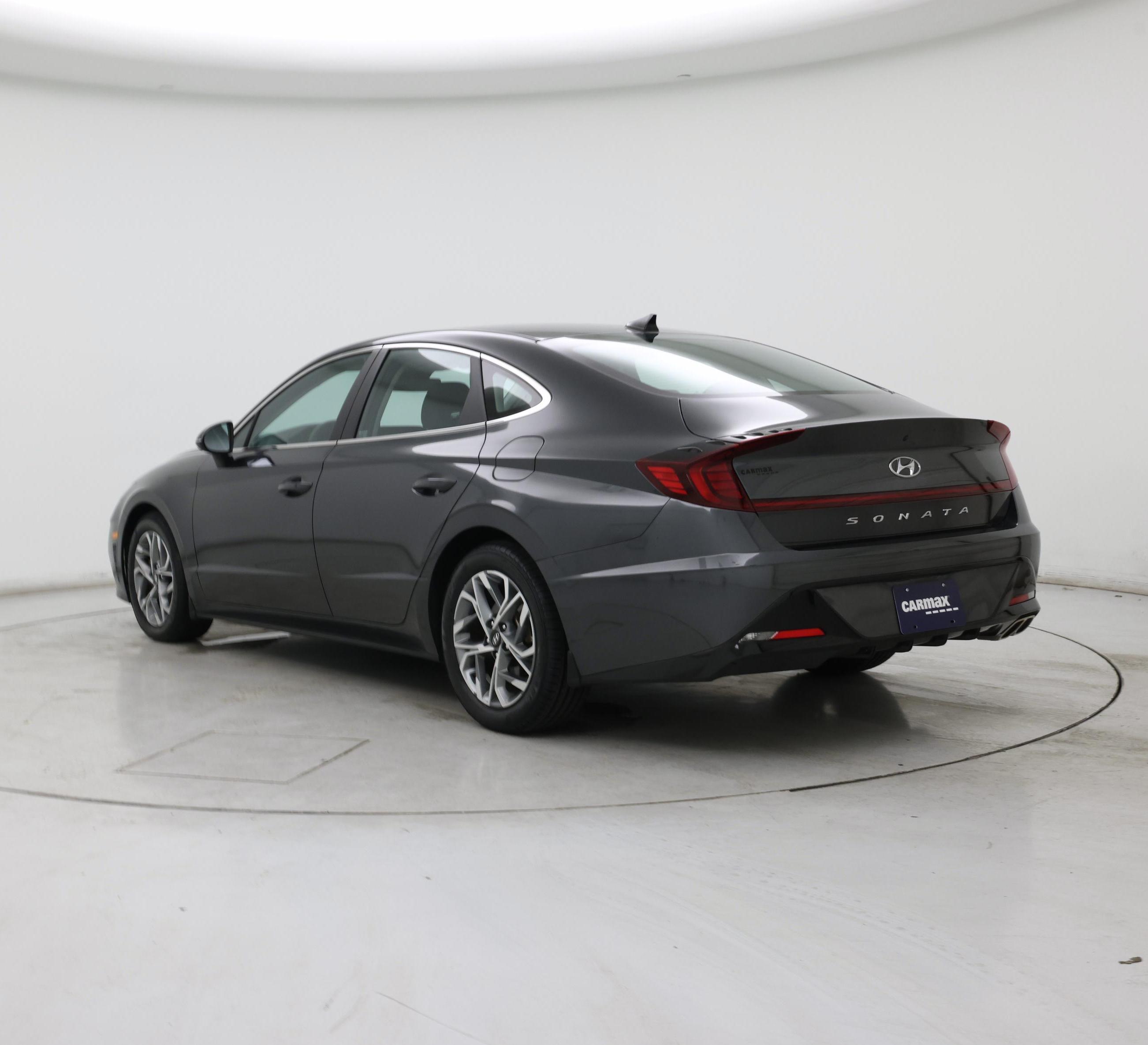 Thumbnail: 2022 Hyundai Sonata - 2