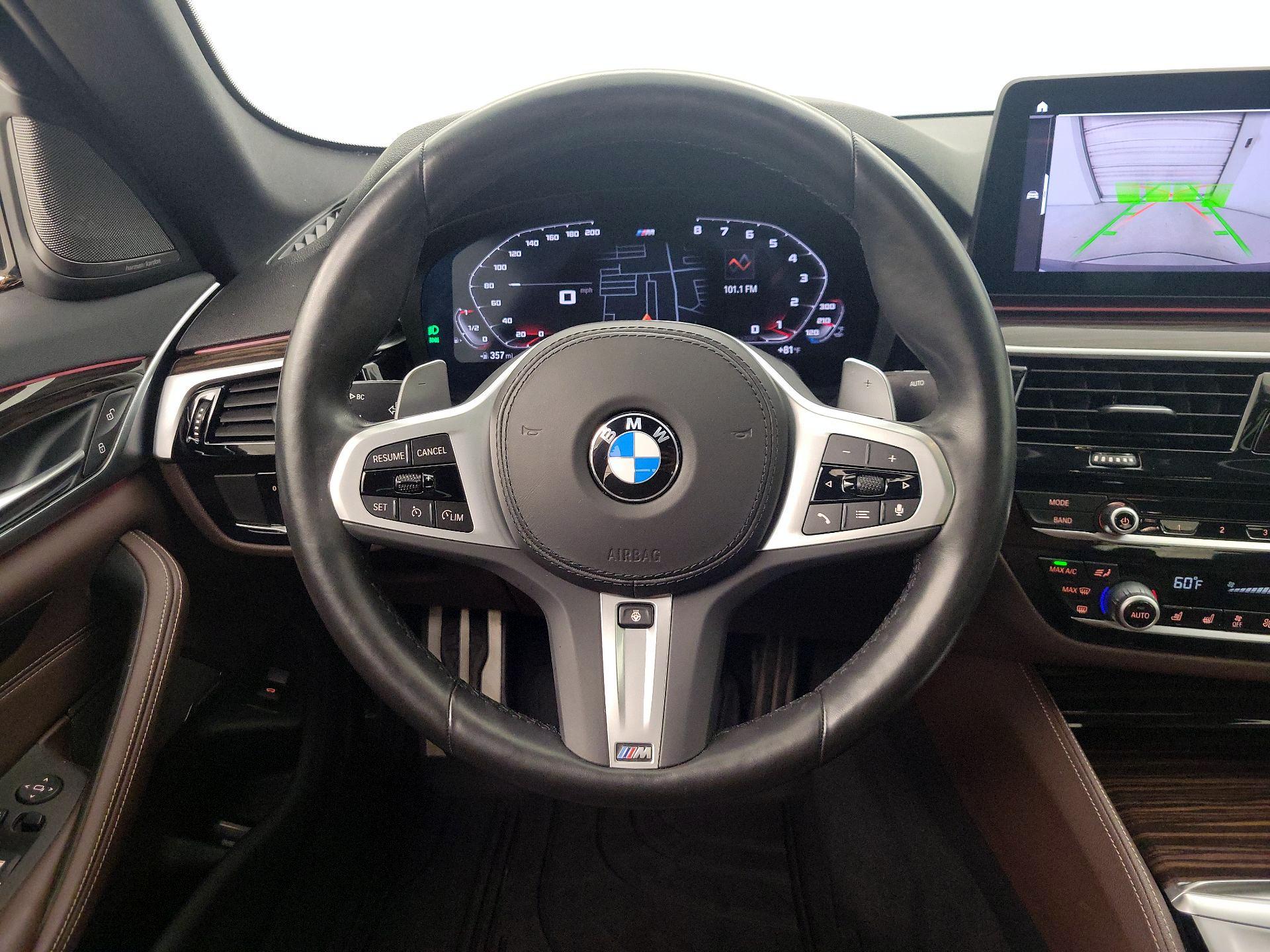 Thumbnail: 2022 BMW 5 Series - 10