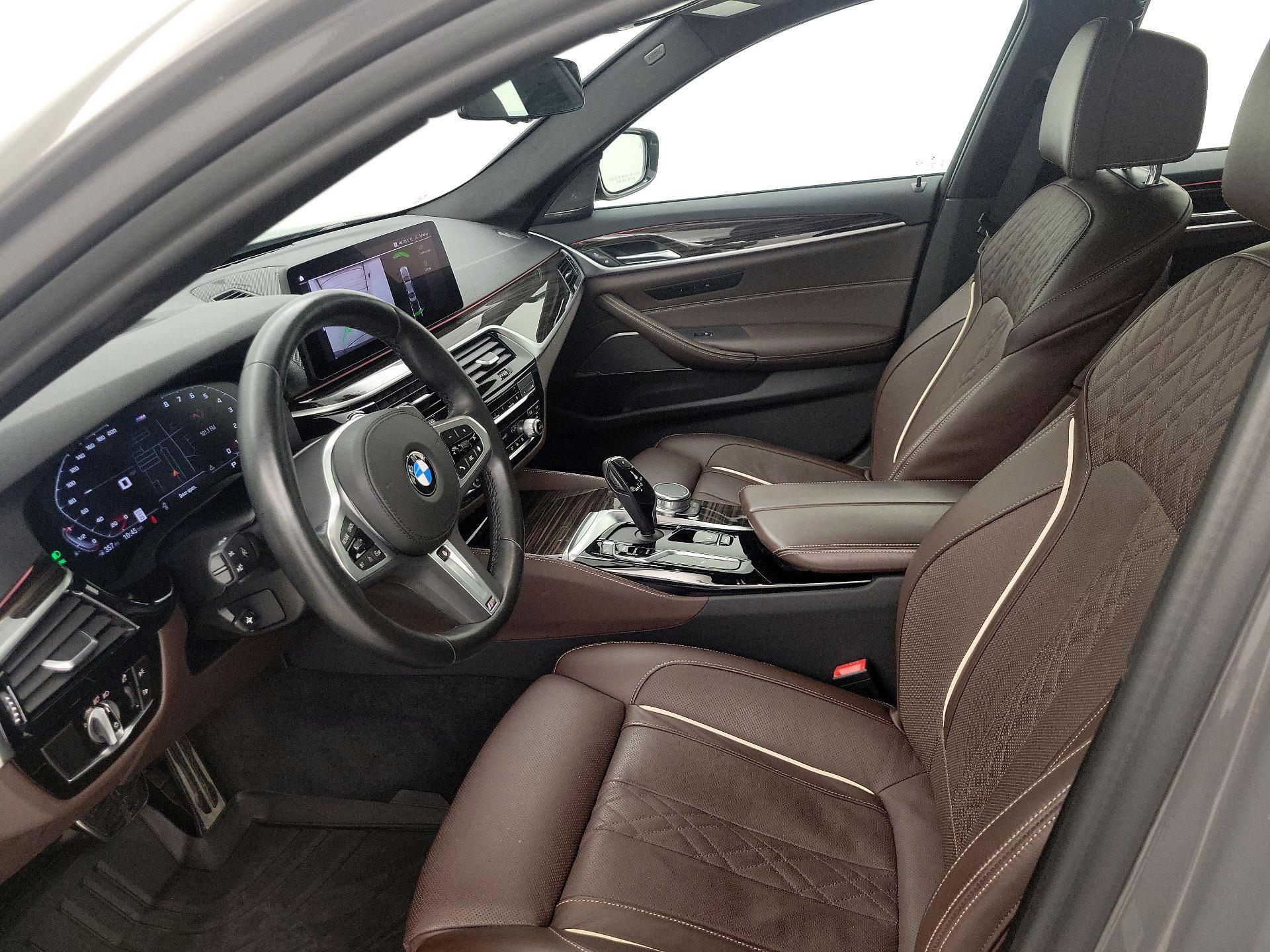 Thumbnail: 2022 BMW 5 Series - 11