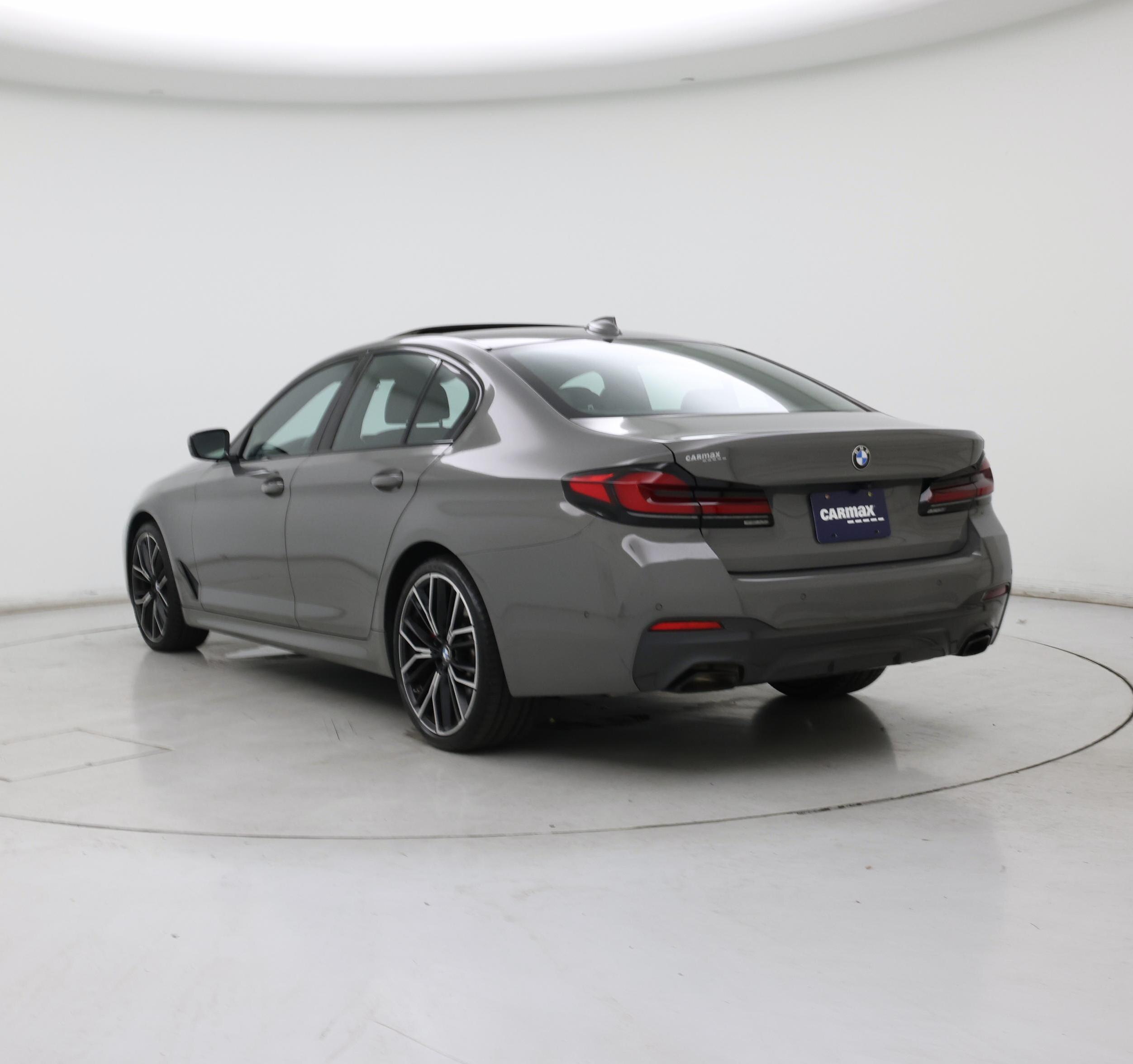Thumbnail: 2022 BMW 5 Series - 2