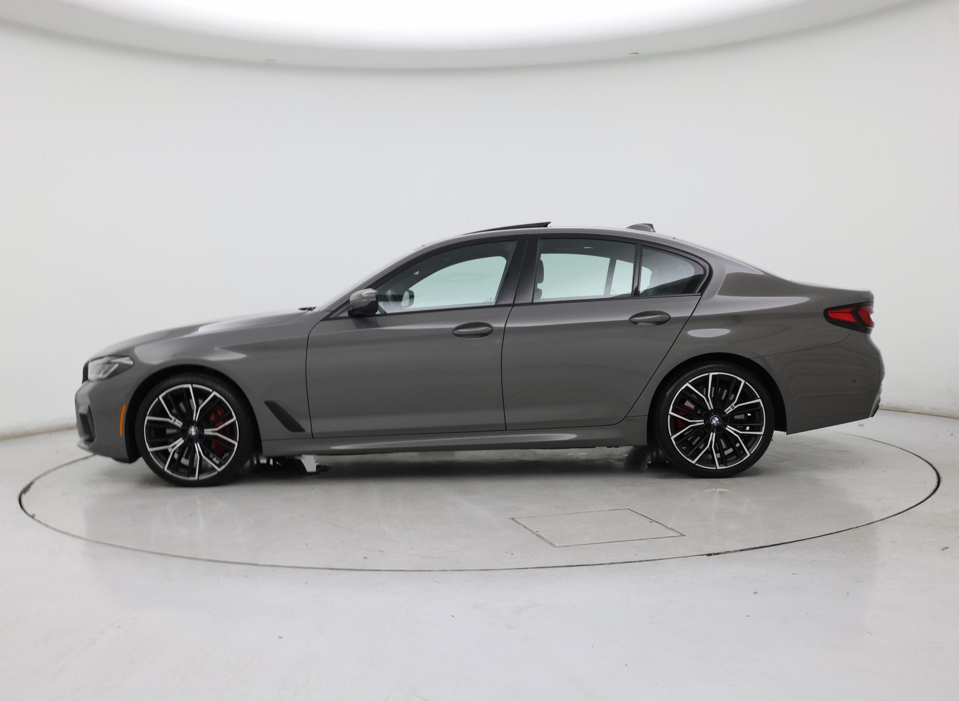 Thumbnail: 2022 BMW 5 Series - 3
