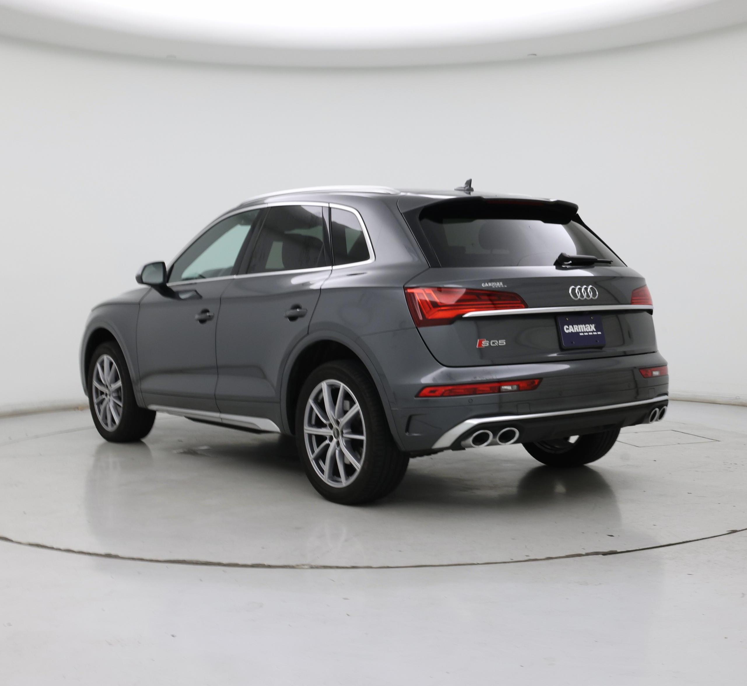 Thumbnail: 2023 Audi SQ5 - 2
