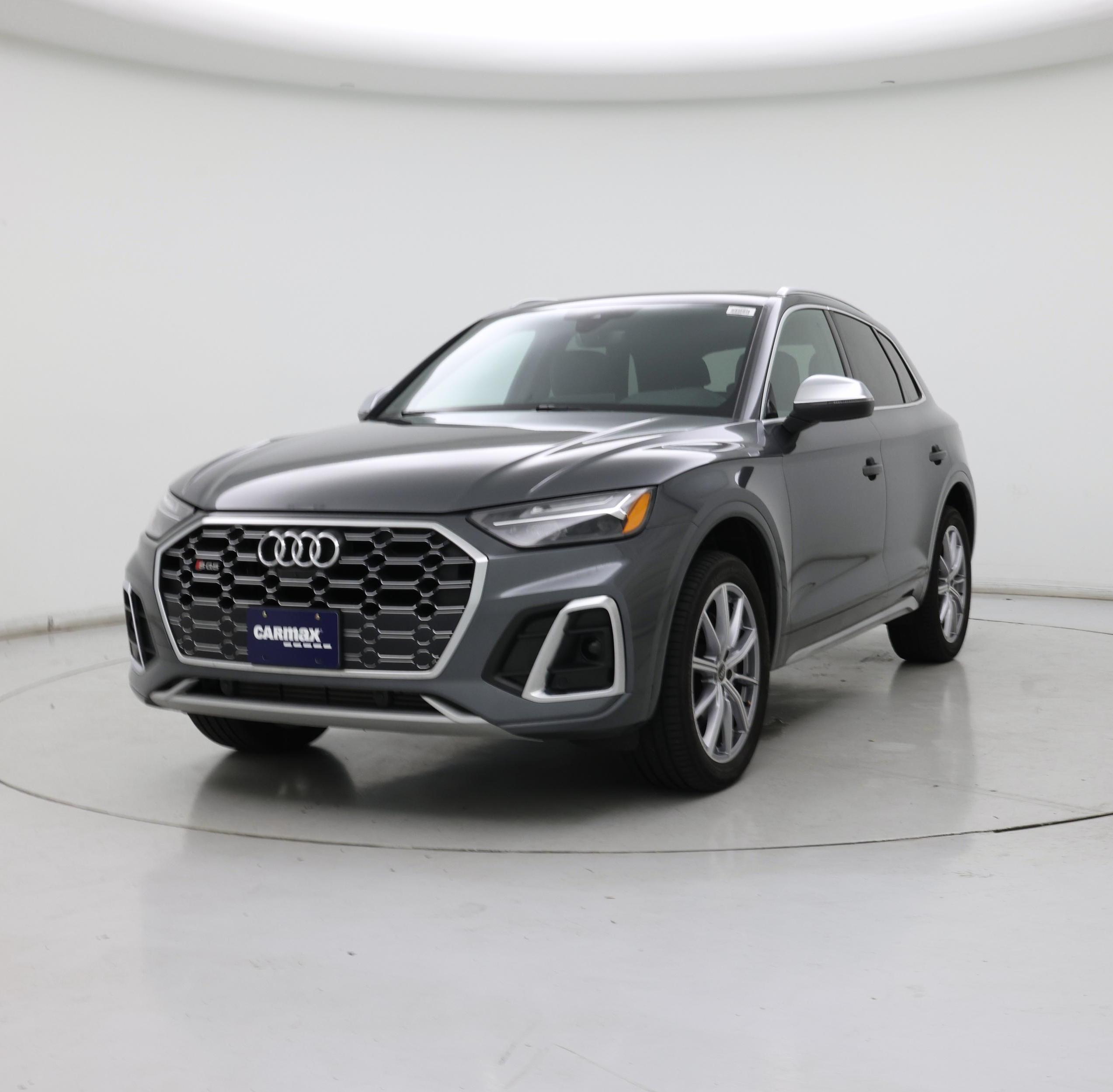 Thumbnail: 2023 Audi SQ5 - 4