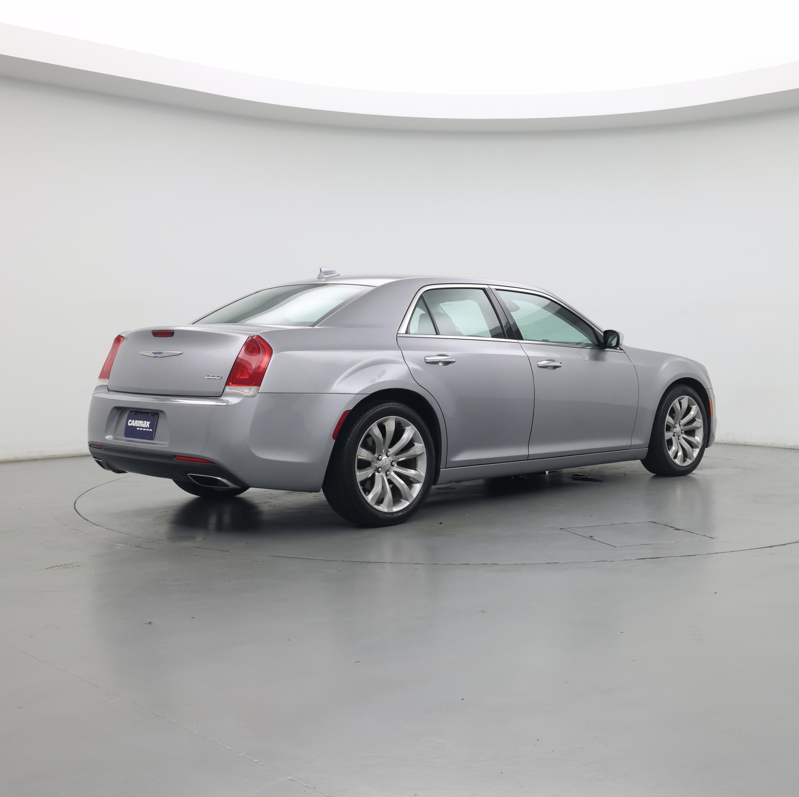Thumbnail: 2018 Chrysler 300 - 6