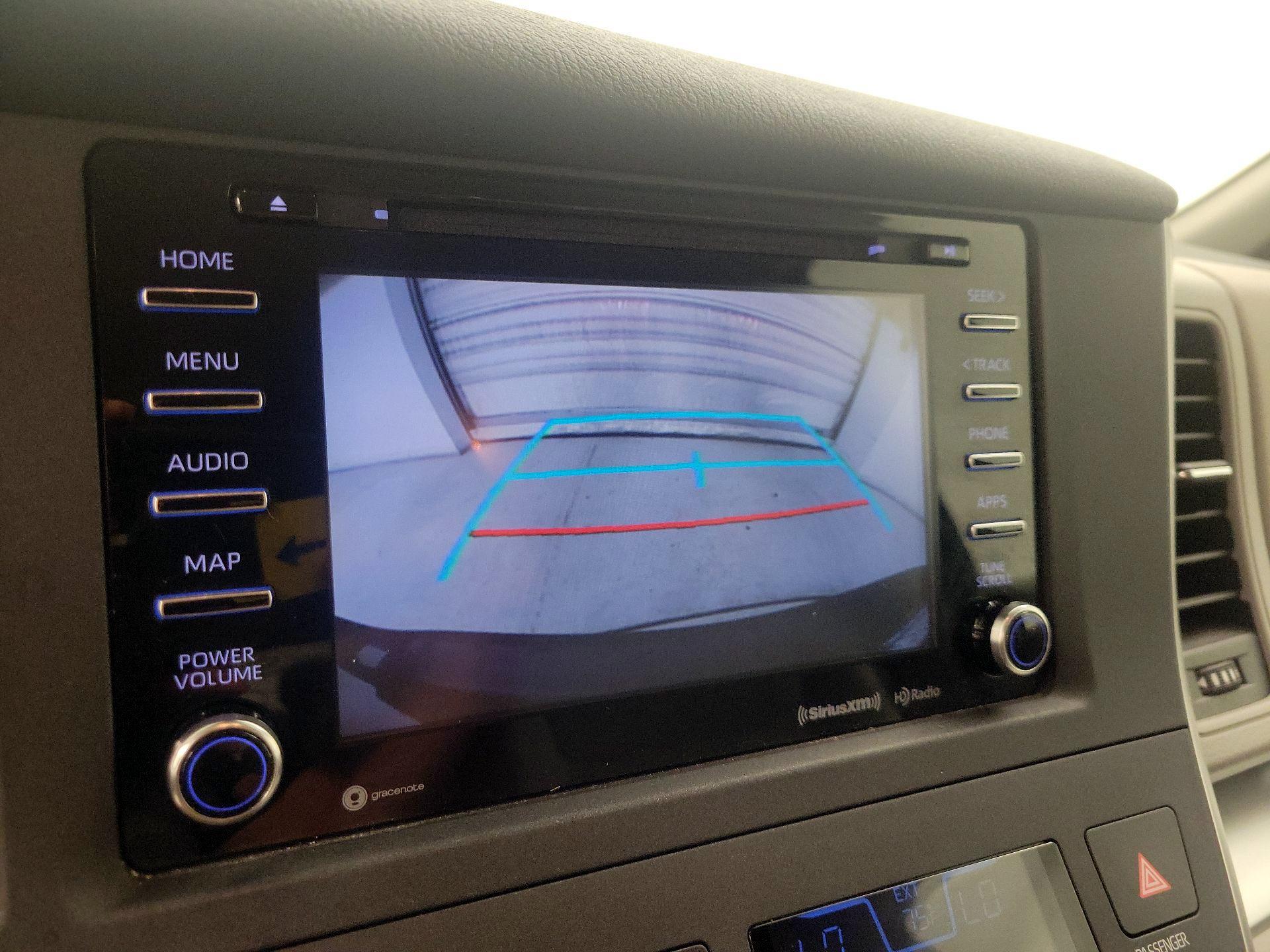 Thumbnail: 2020 Toyota Sienna - 14