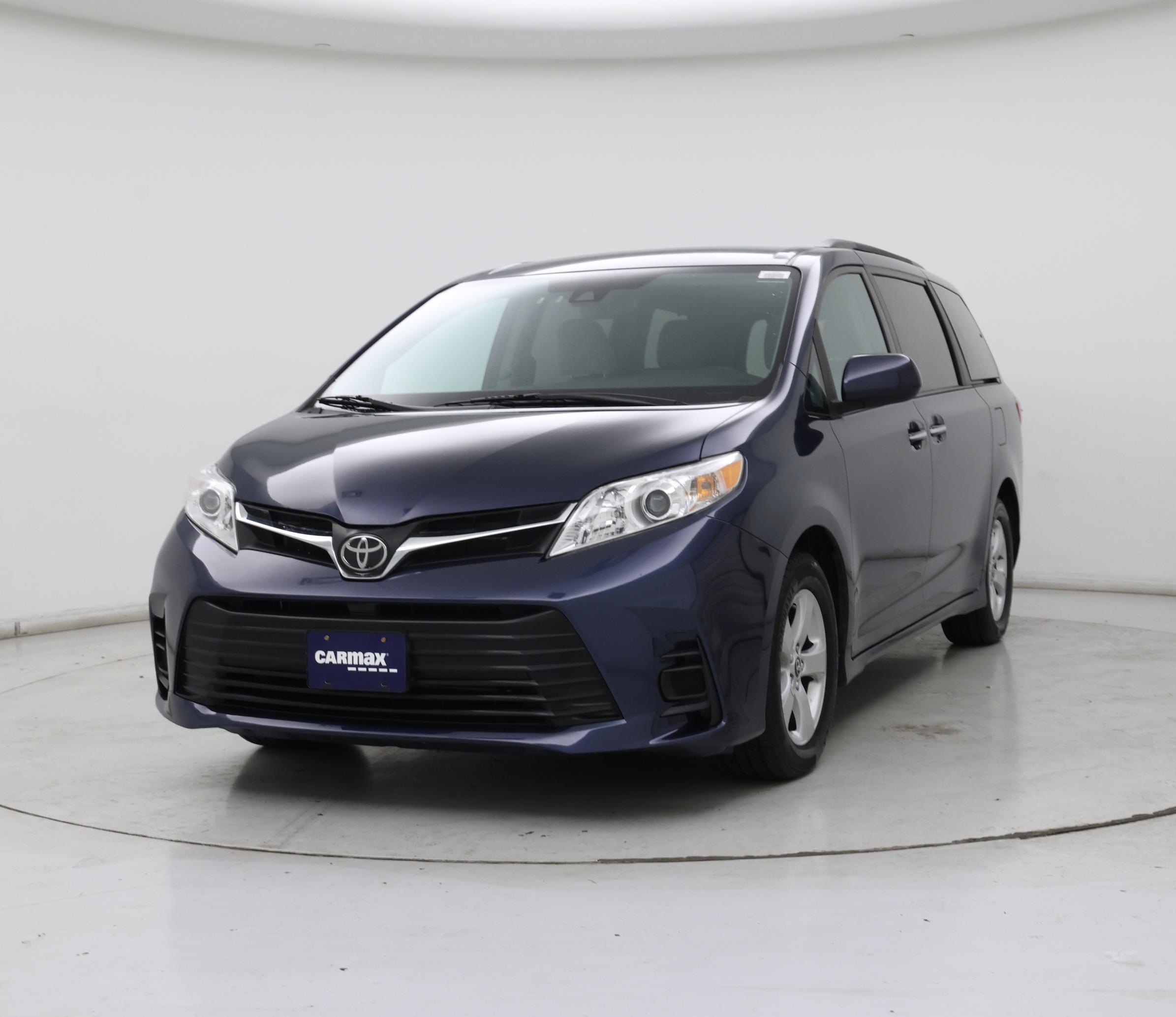 Thumbnail: 2020 Toyota Sienna - 4