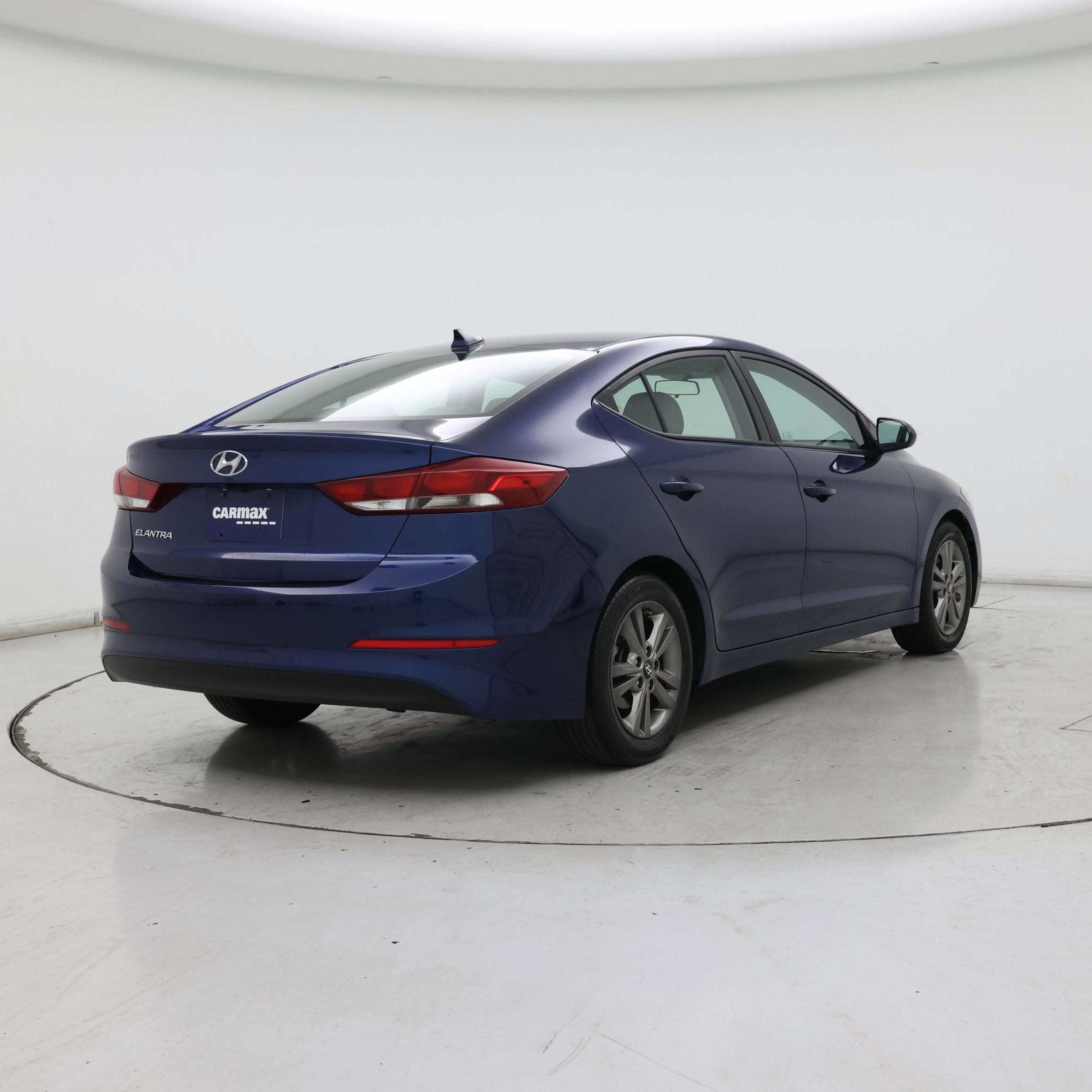 Thumbnail: 2018 Hyundai Elantra - 8