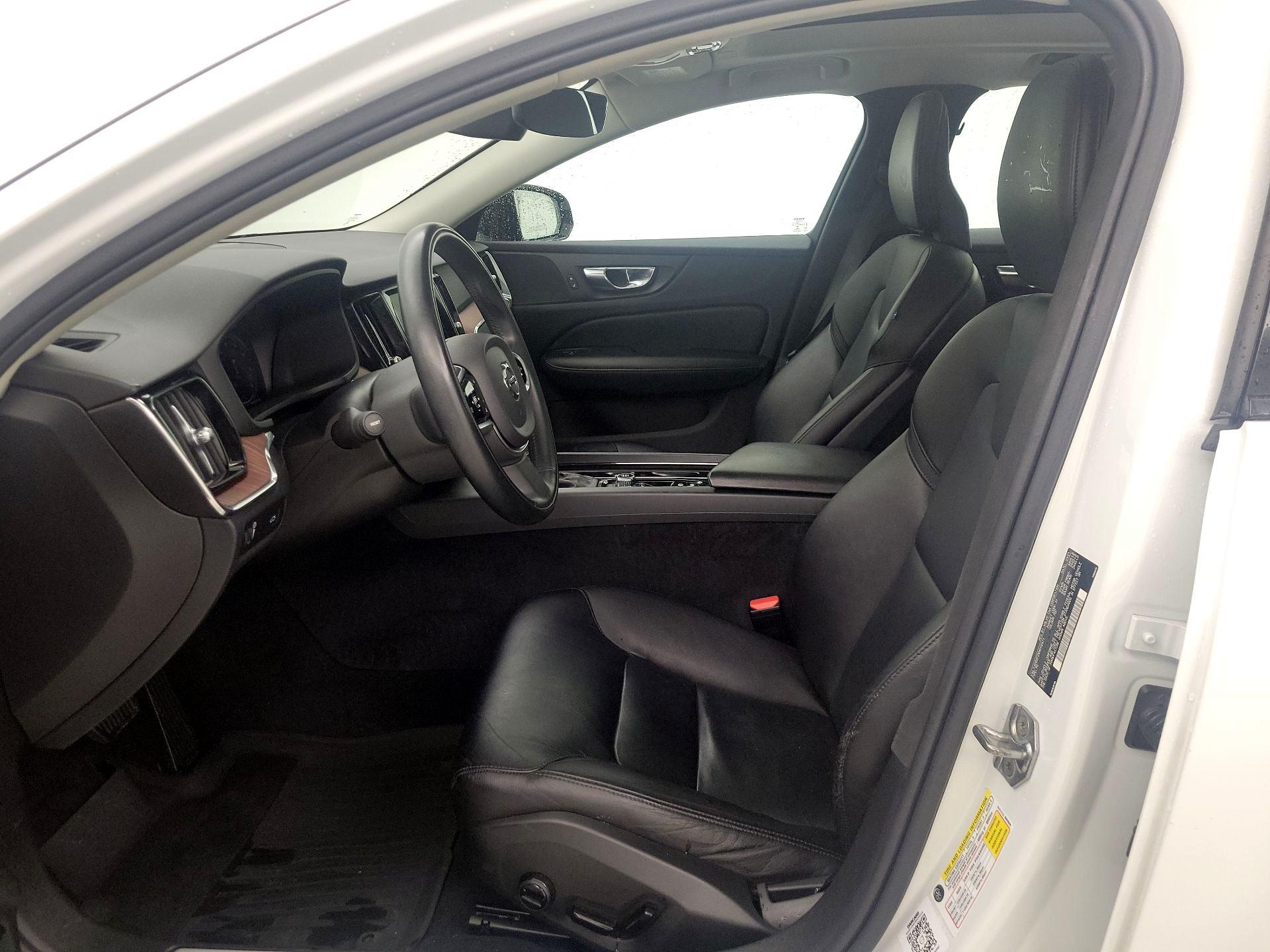 Thumbnail: 2021 Volvo S60 - 11