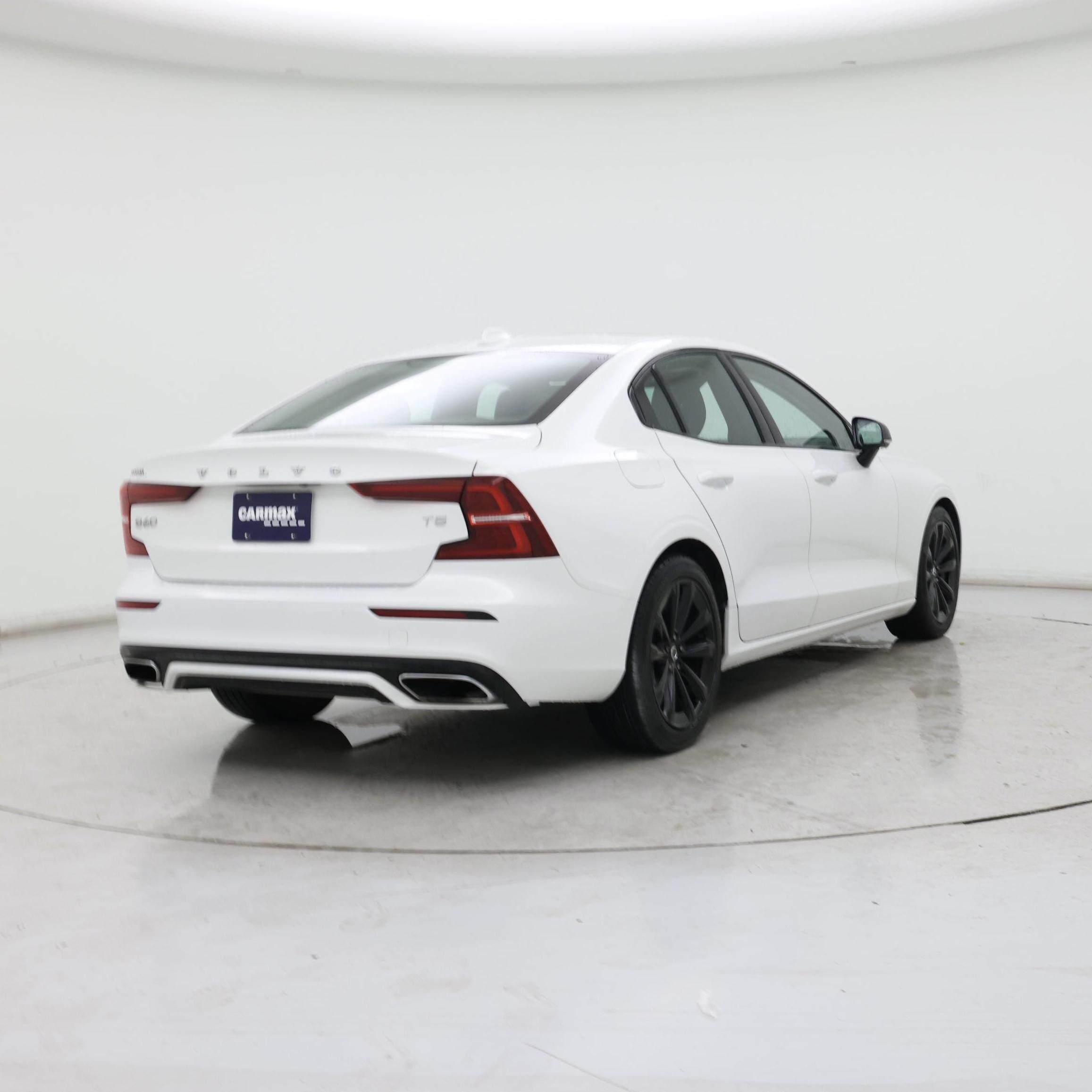 Thumbnail: 2021 Volvo S60 - 8