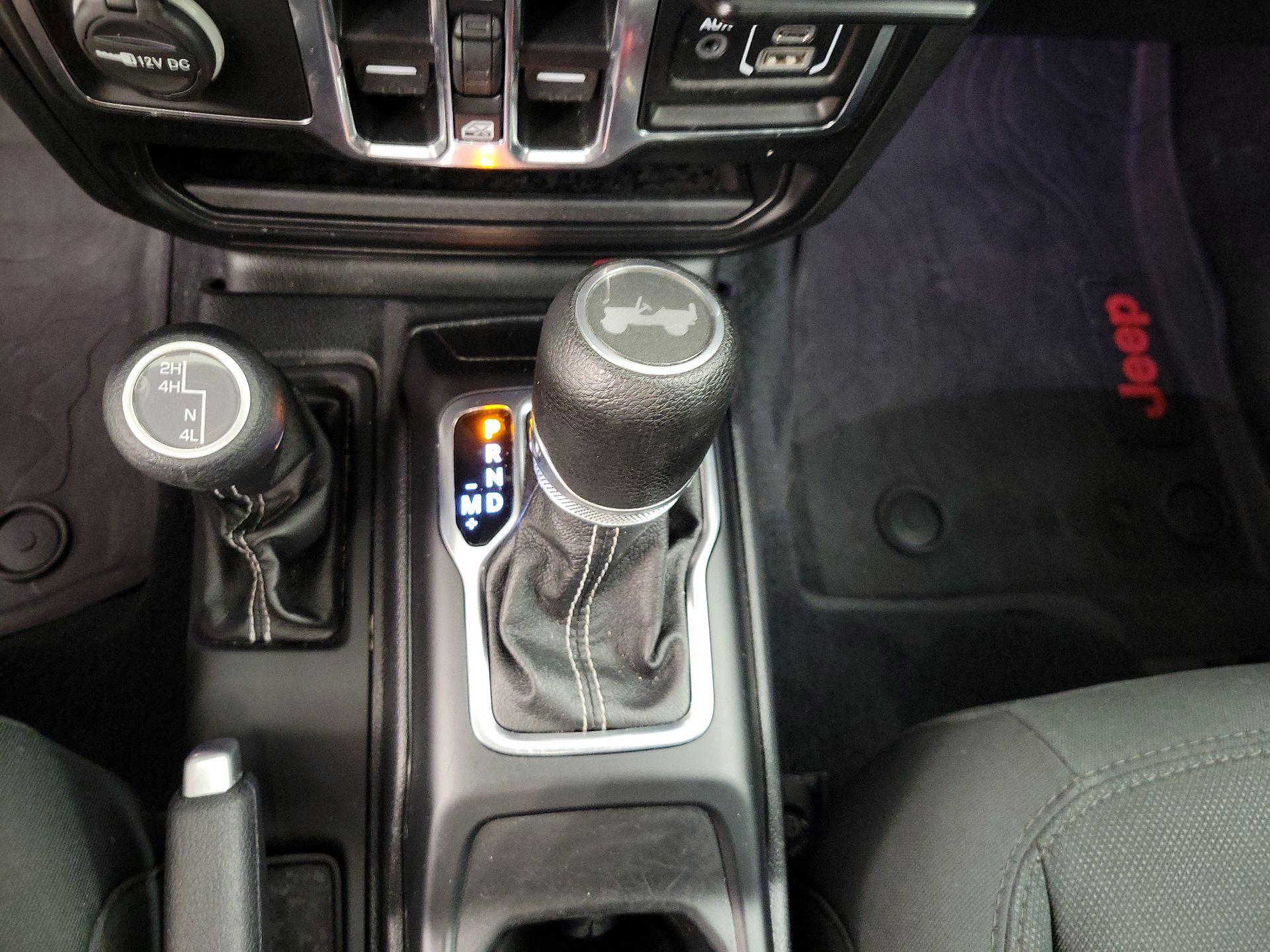 Thumbnail: 2020 Jeep Wrangler - 17