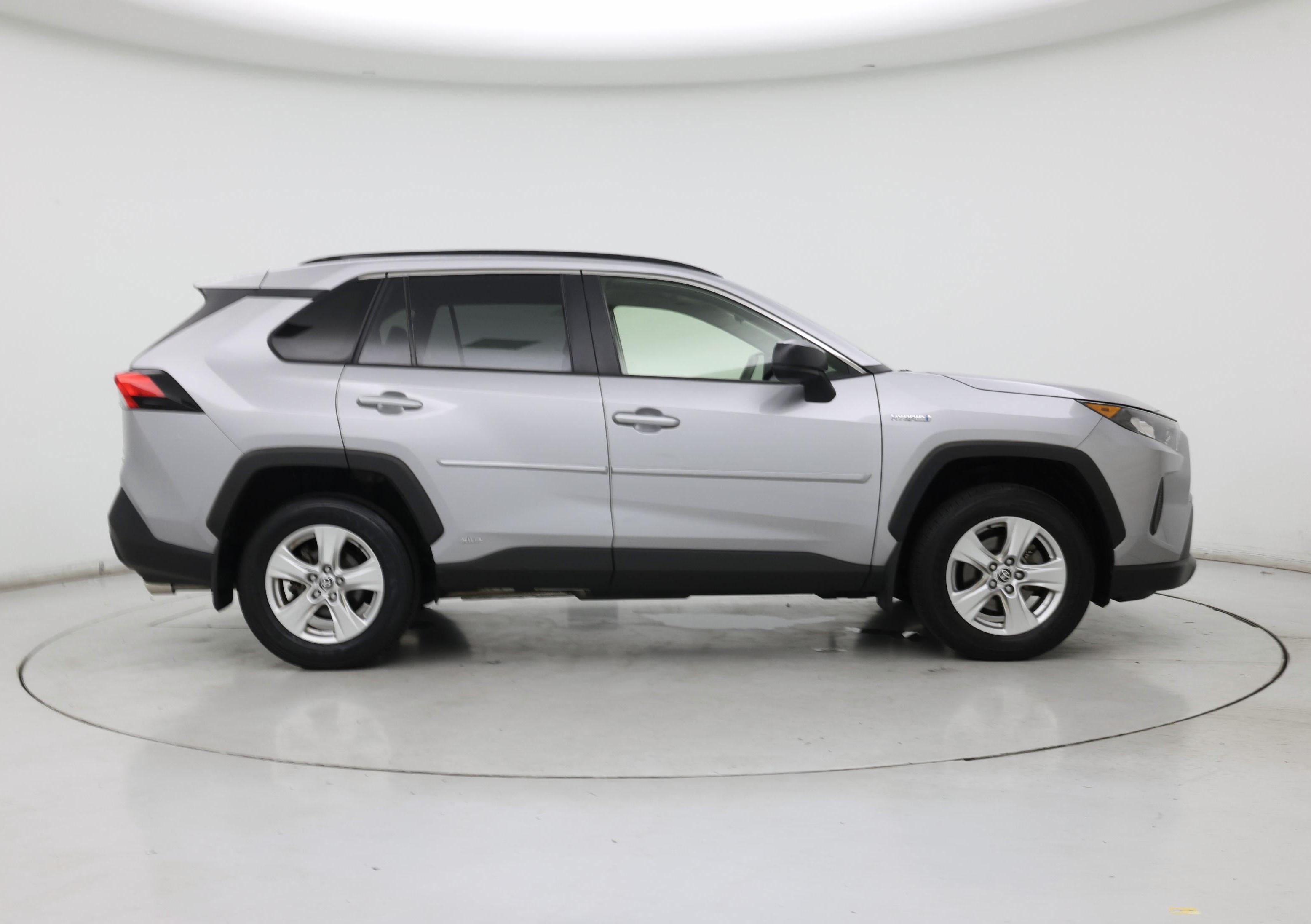 Thumbnail: 2021 Toyota RAV4 - 7