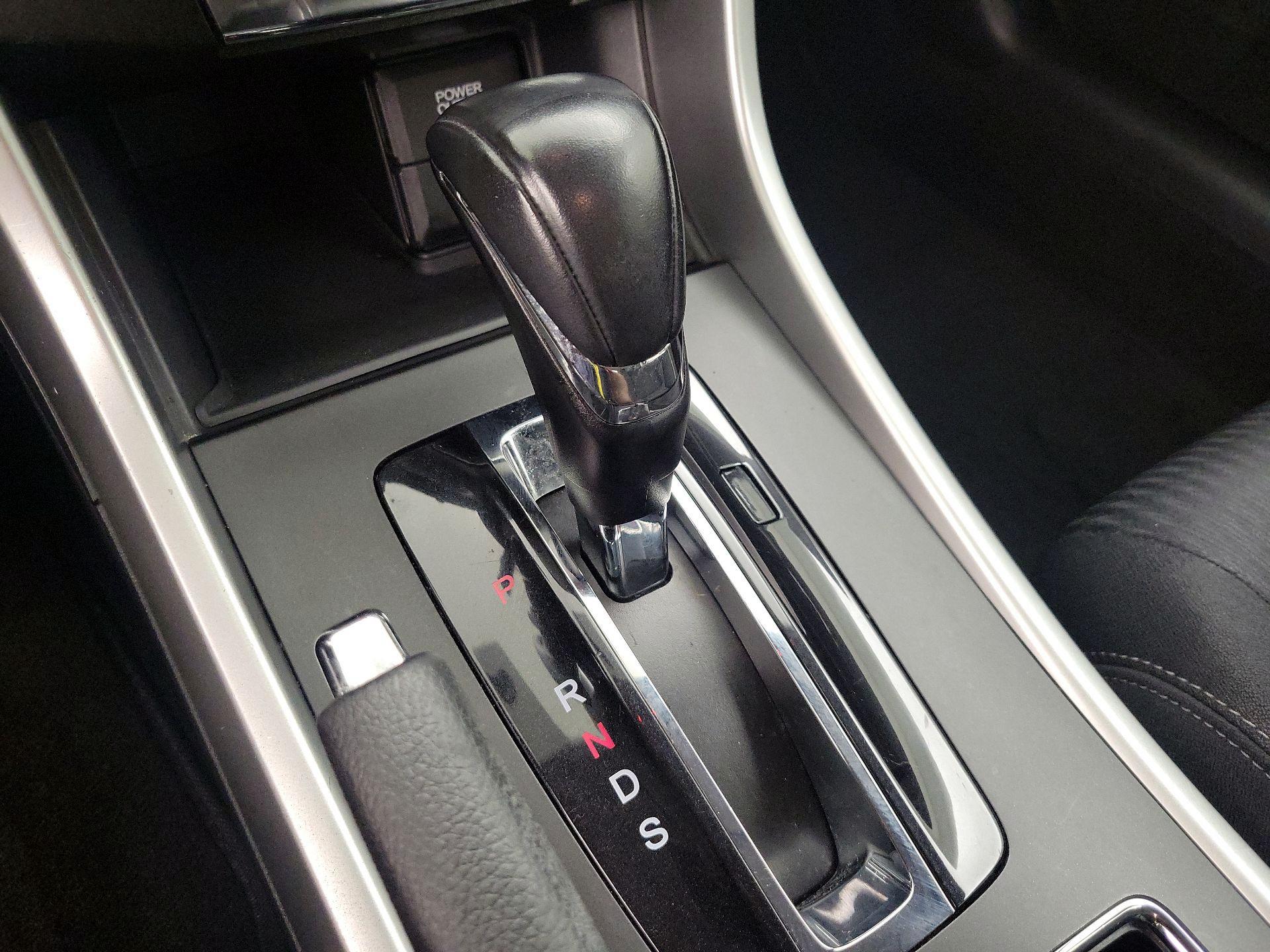 Thumbnail: 2014 Honda Accord - 17