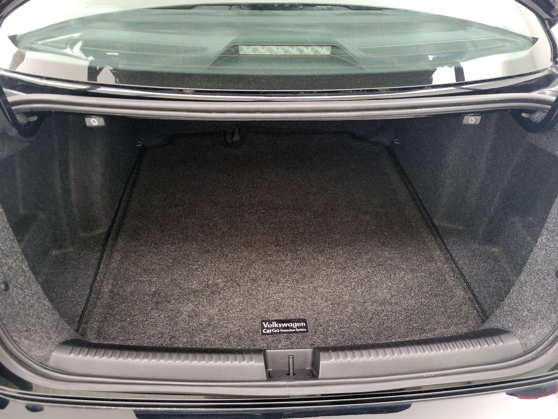 Thumbnail: 2016 Volkswagen Jetta - 19