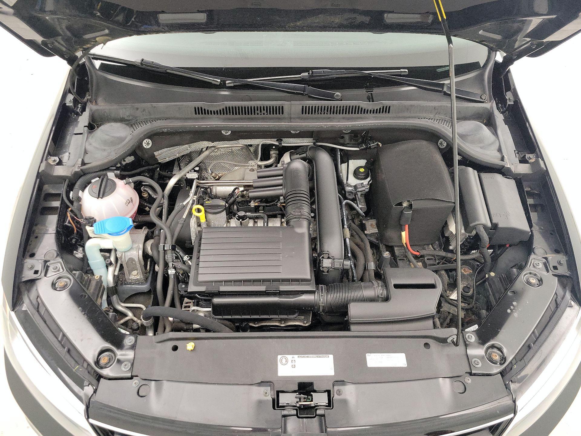 Thumbnail: 2016 Volkswagen Jetta - 20