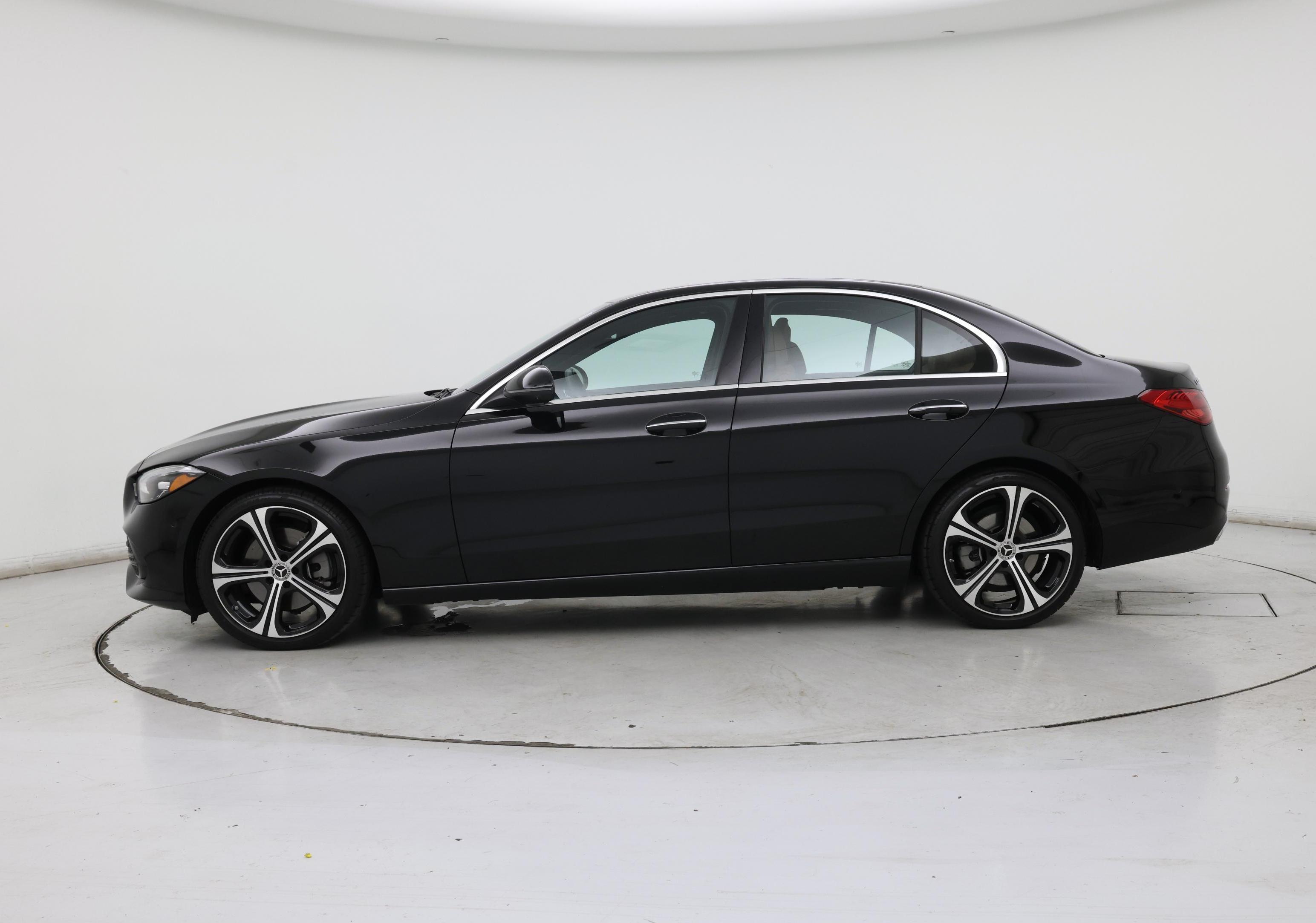 Thumbnail: 2023 Mercedes-Benz C-Class - 3