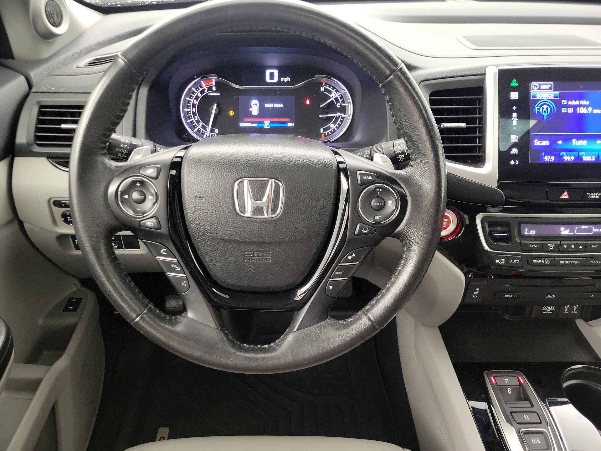 Thumbnail: 2016 Honda Pilot - 10