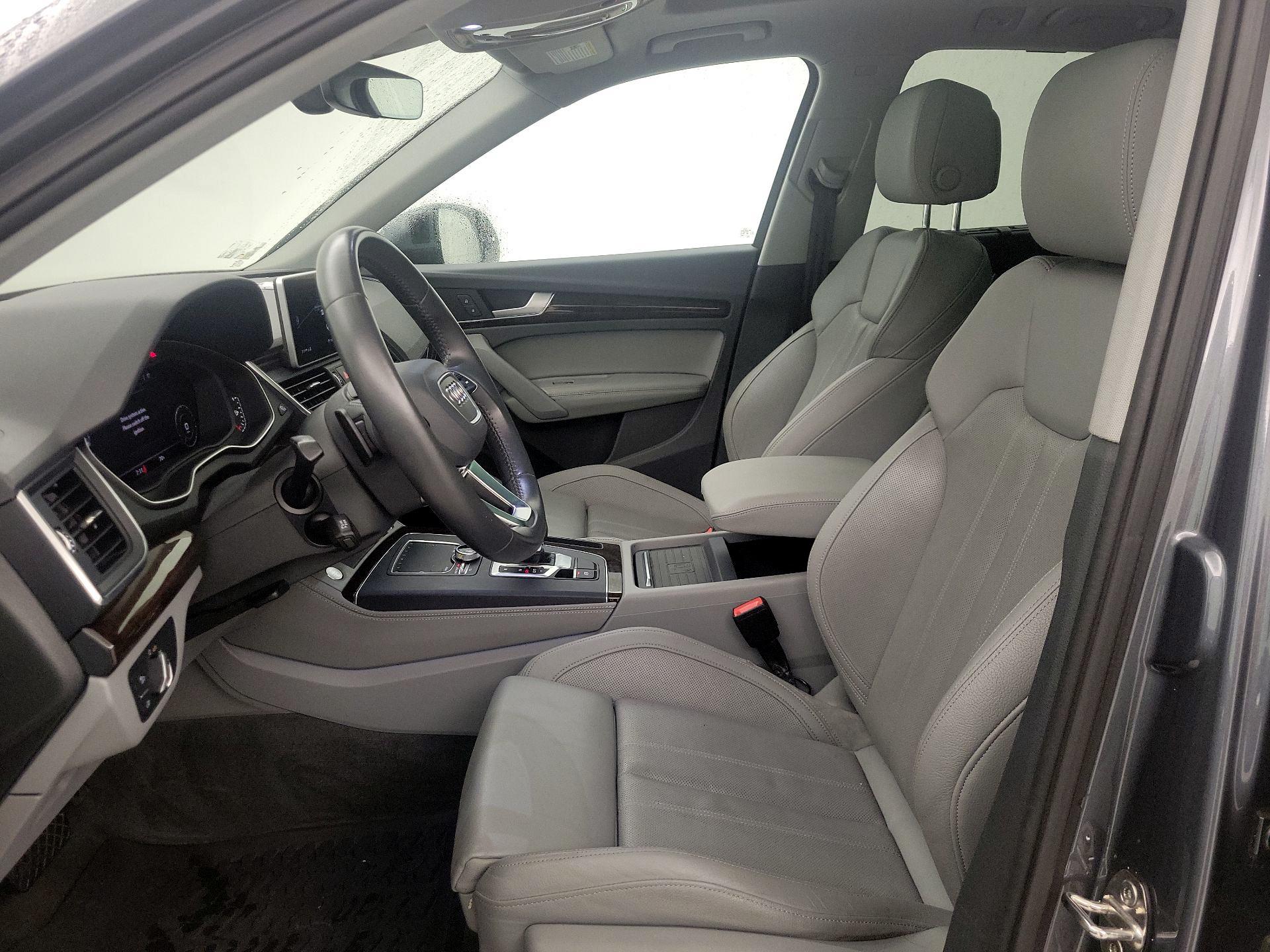 Thumbnail: 2019 Audi Q5 - 11