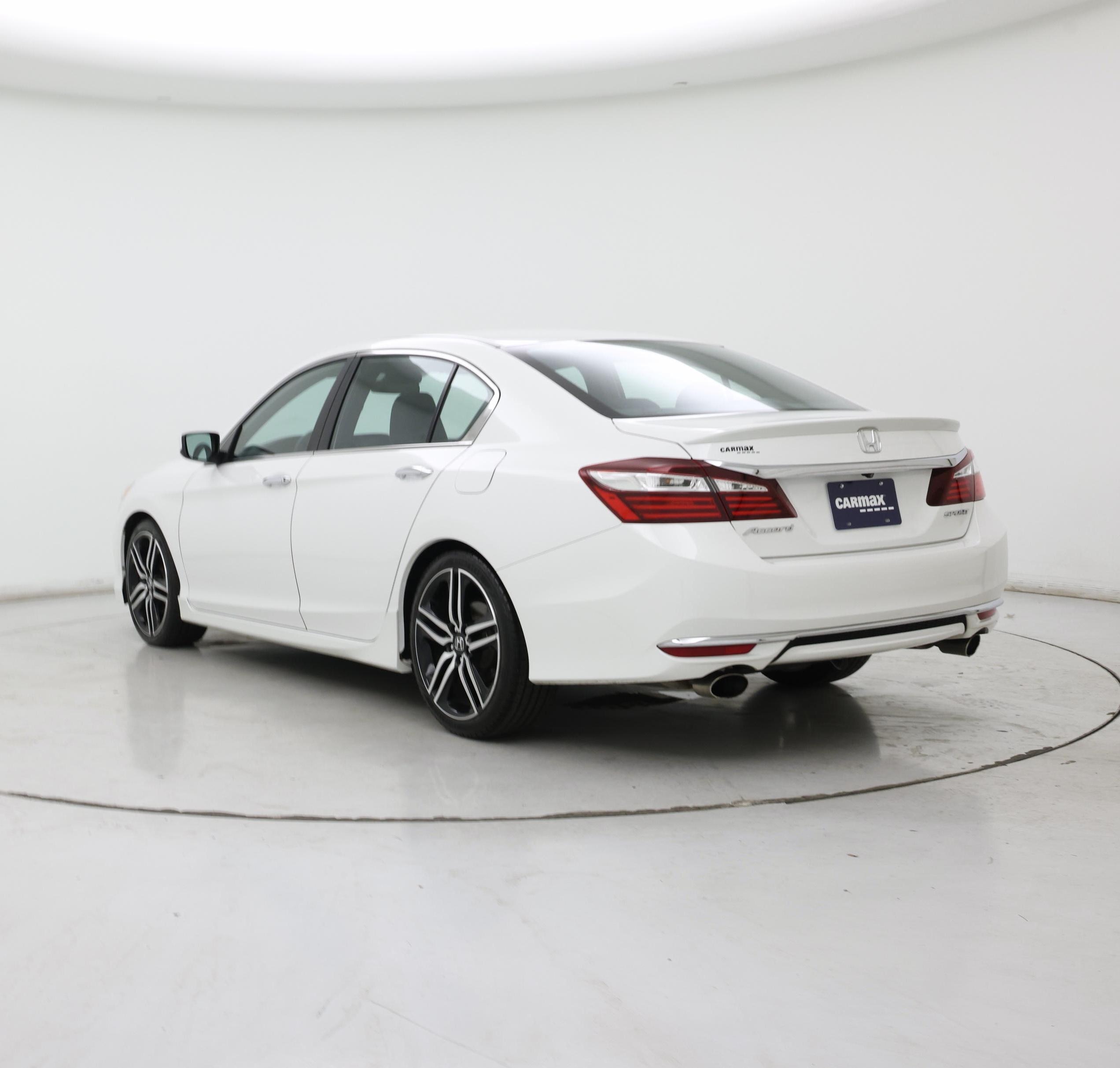 Thumbnail: 2016 Honda Accord - 2