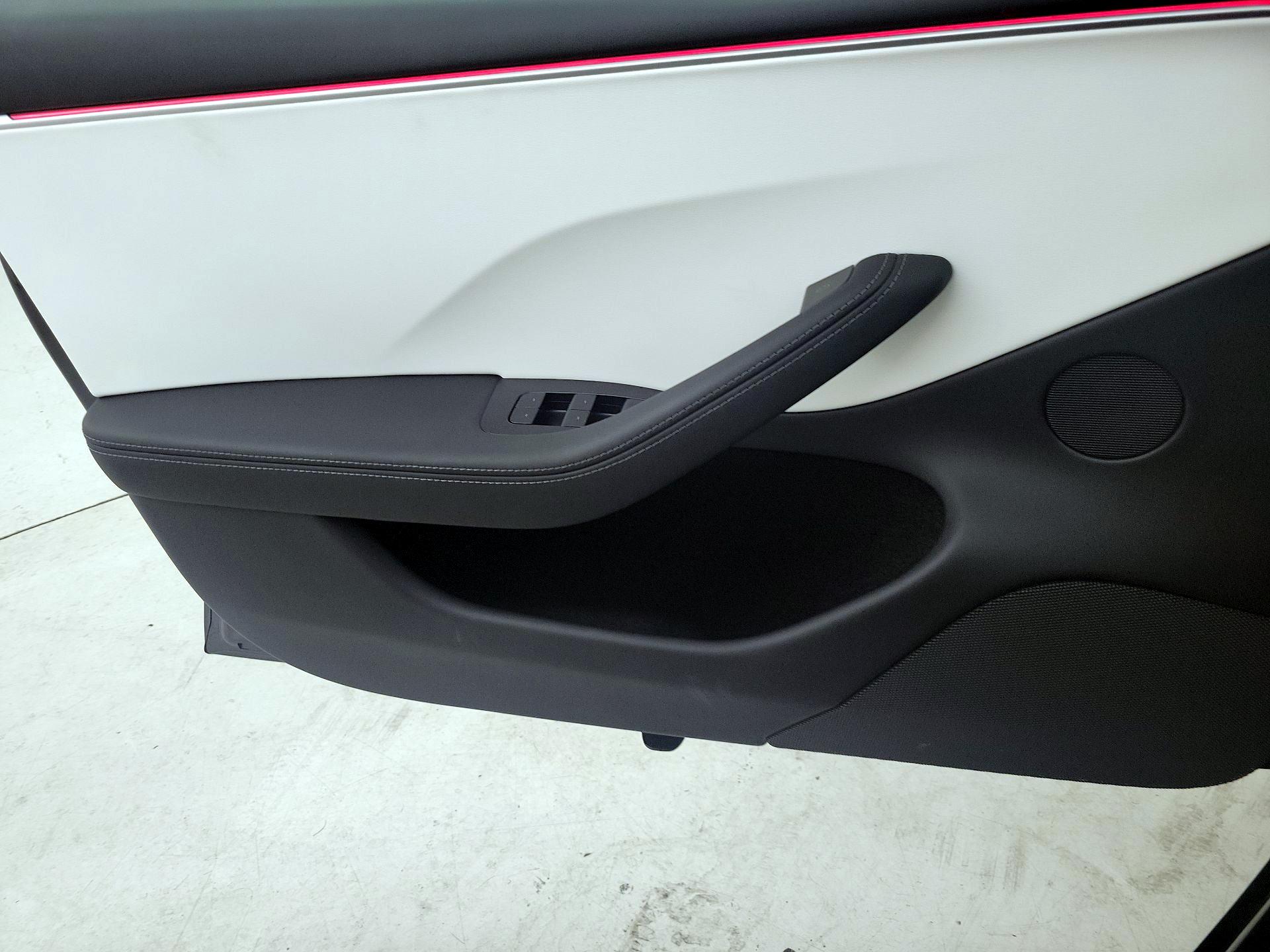 Thumbnail: 2024 Tesla Model 3 - 12