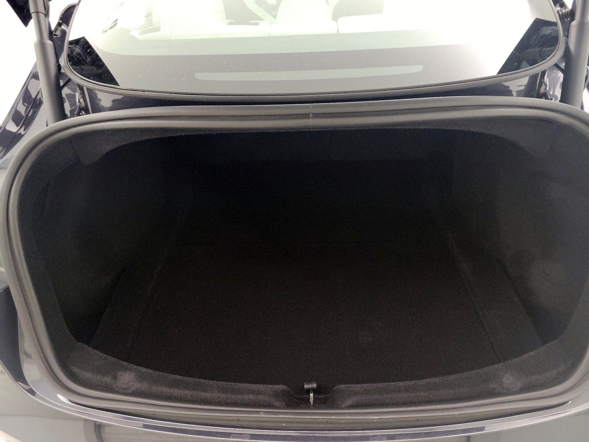 Thumbnail: 2024 Tesla Model 3 - 19