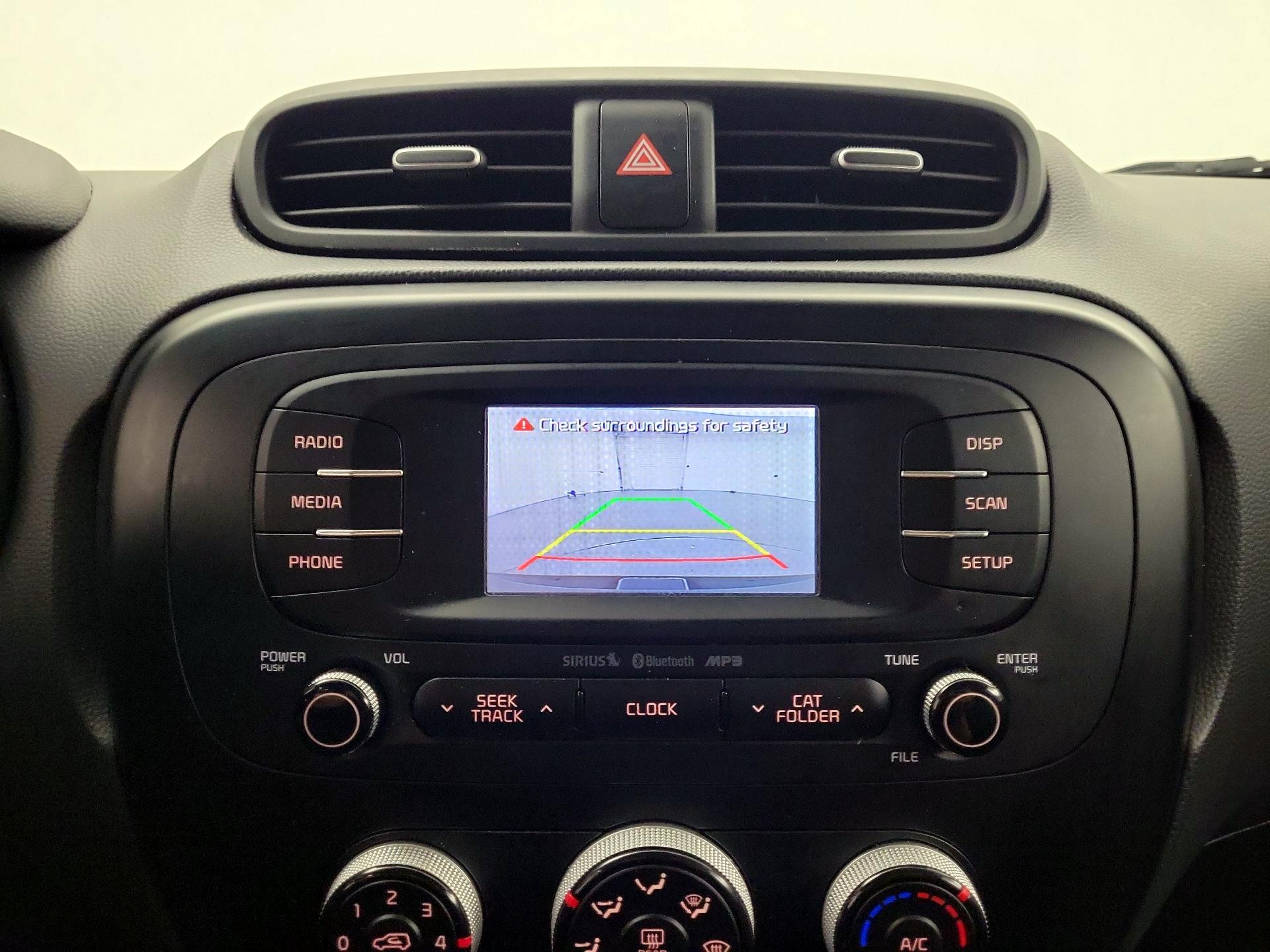 Thumbnail: 2016 Kia Soul - 14