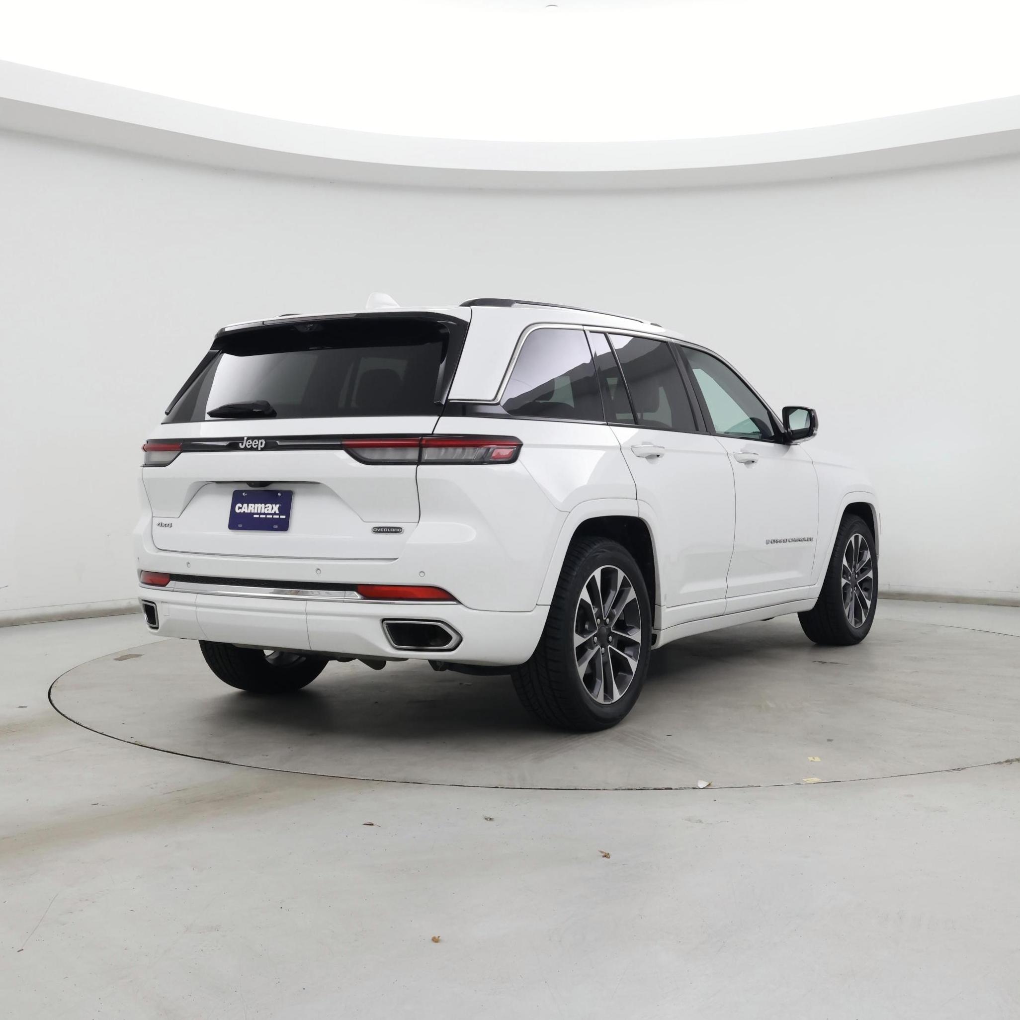 Thumbnail: 2022 Jeep Grand Cherokee - 8