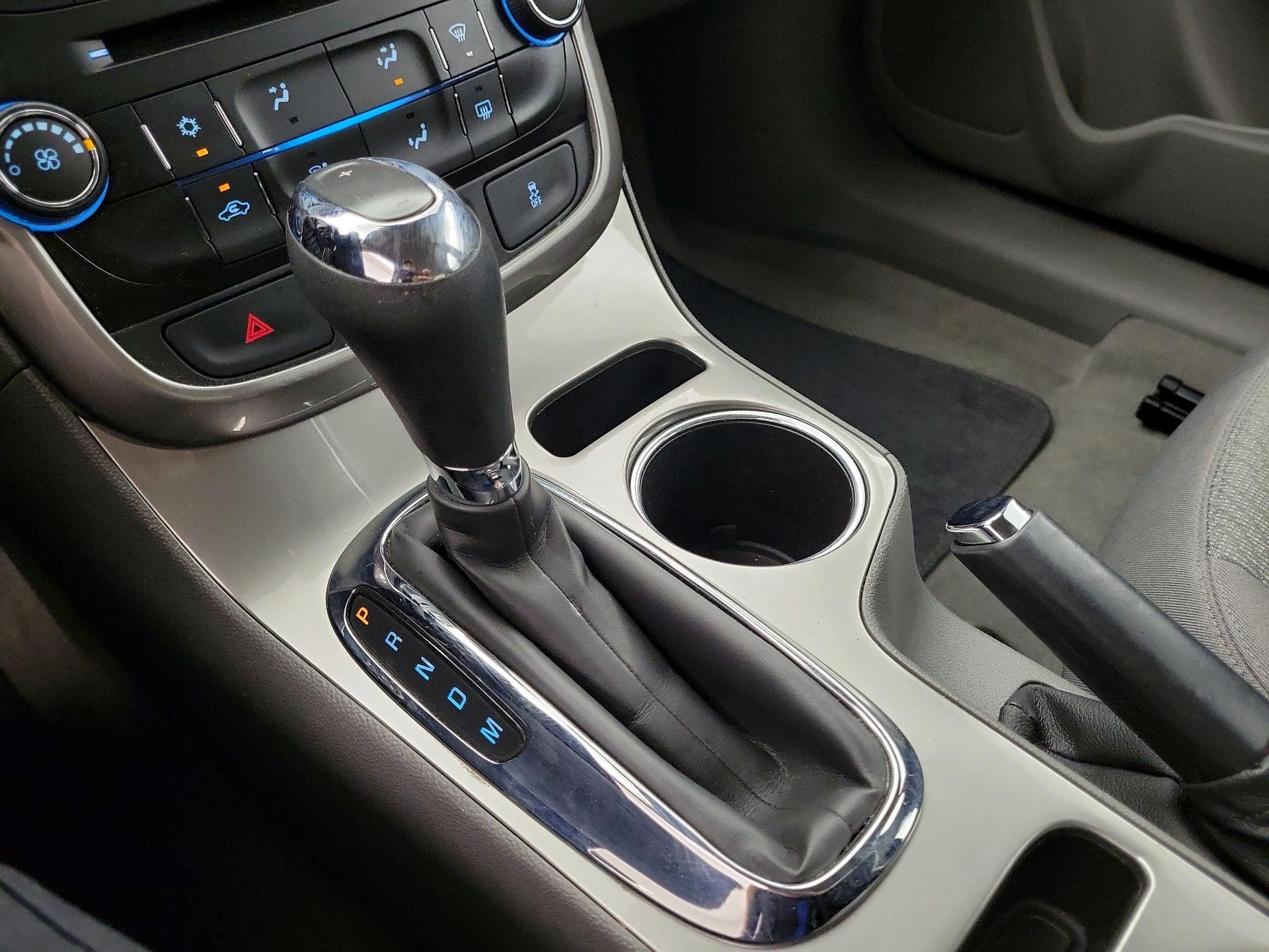 Thumbnail: 2014 Chevrolet Malibu - 16