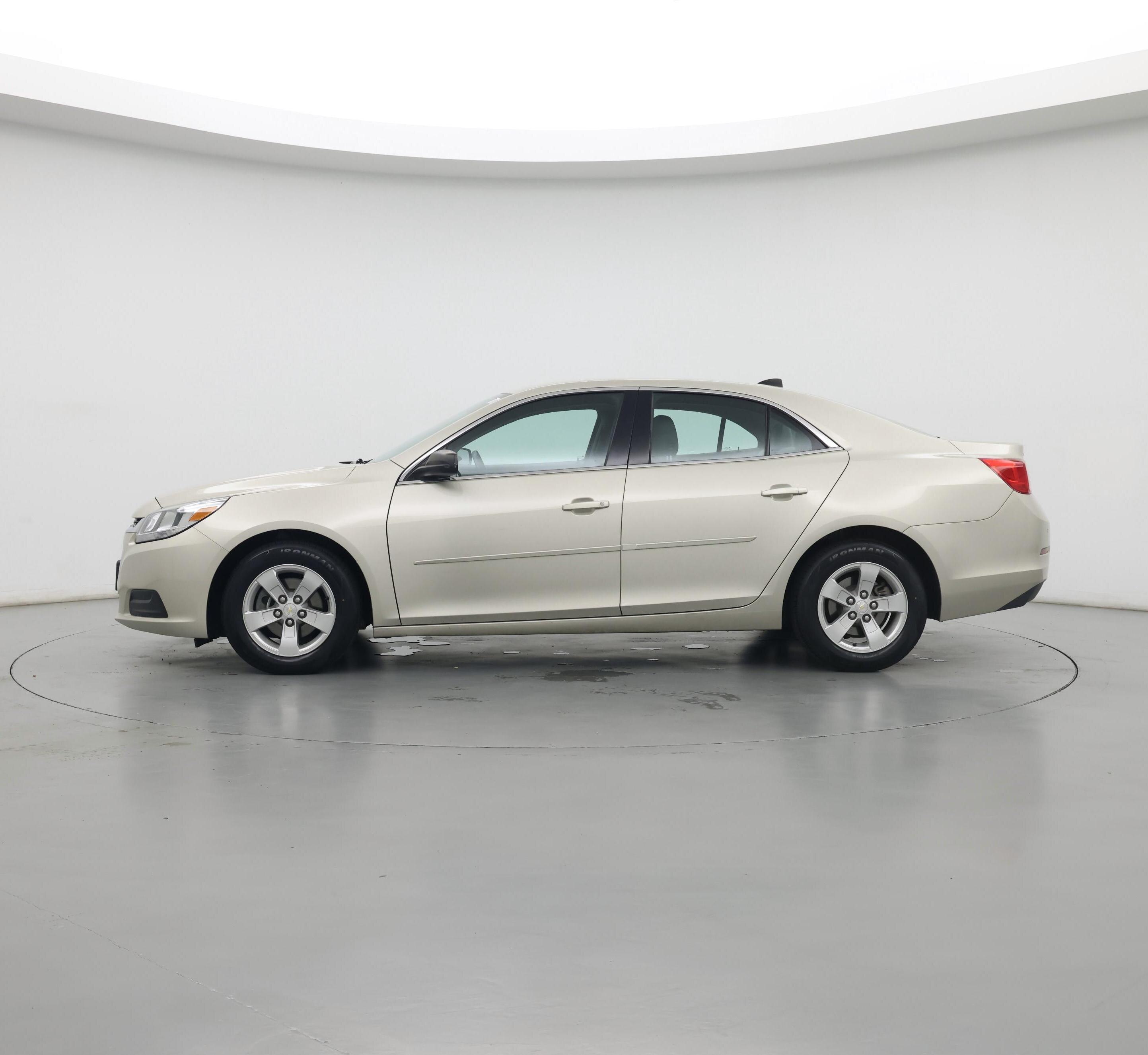 Thumbnail: 2014 Chevrolet Malibu - 3
