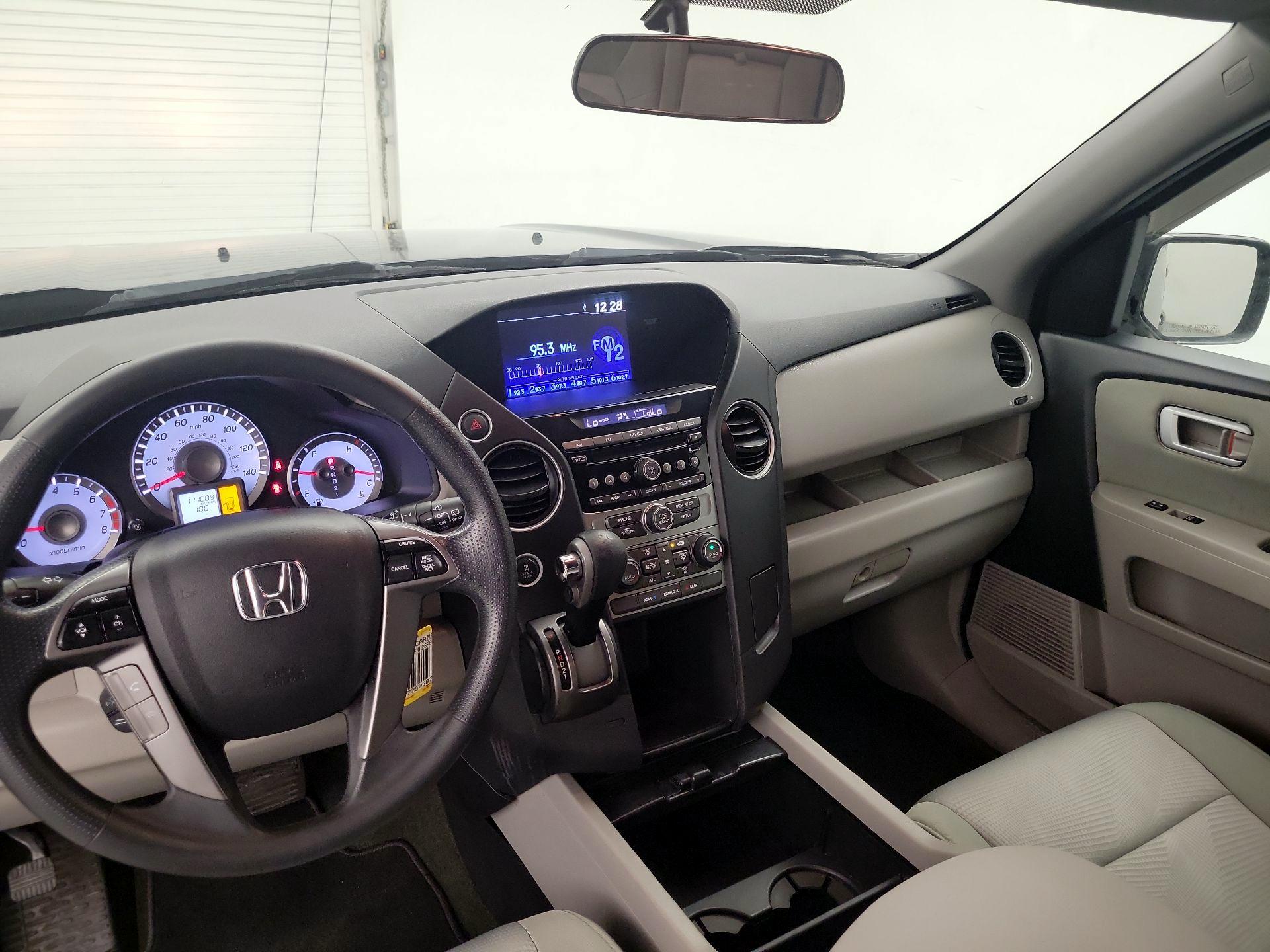 Thumbnail: 2015 Honda Pilot - 9
