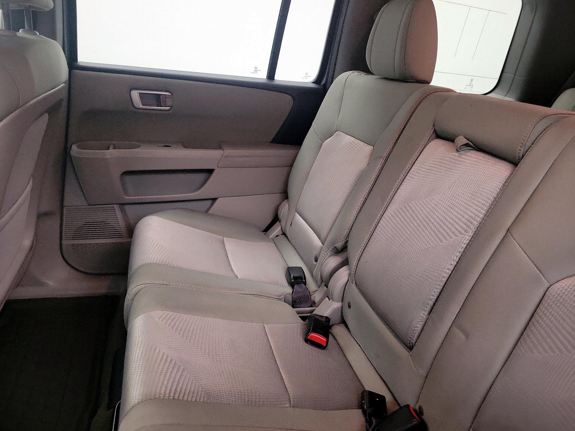 Thumbnail: 2015 Honda Pilot - 18