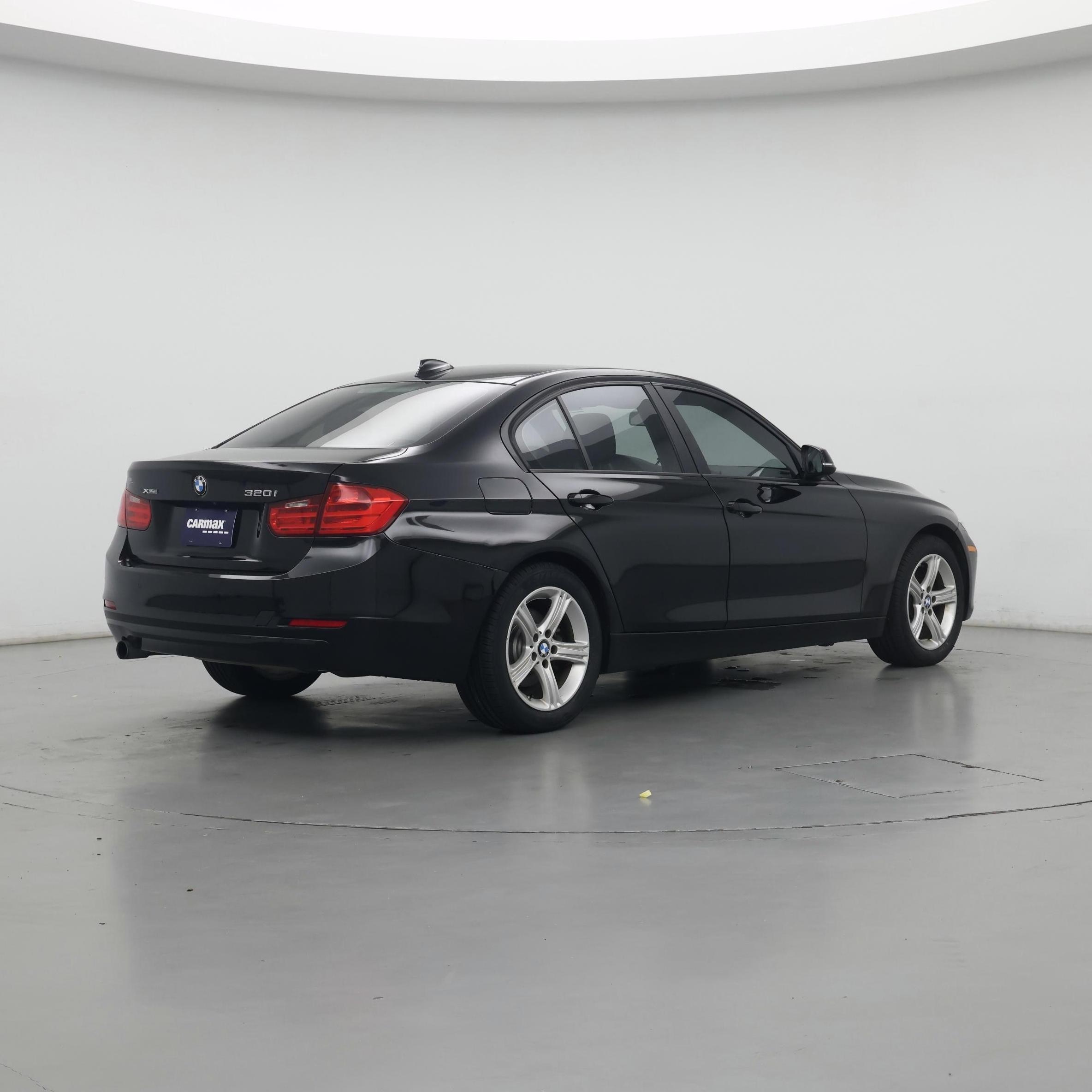Thumbnail: 2015 BMW 3 Series - 7