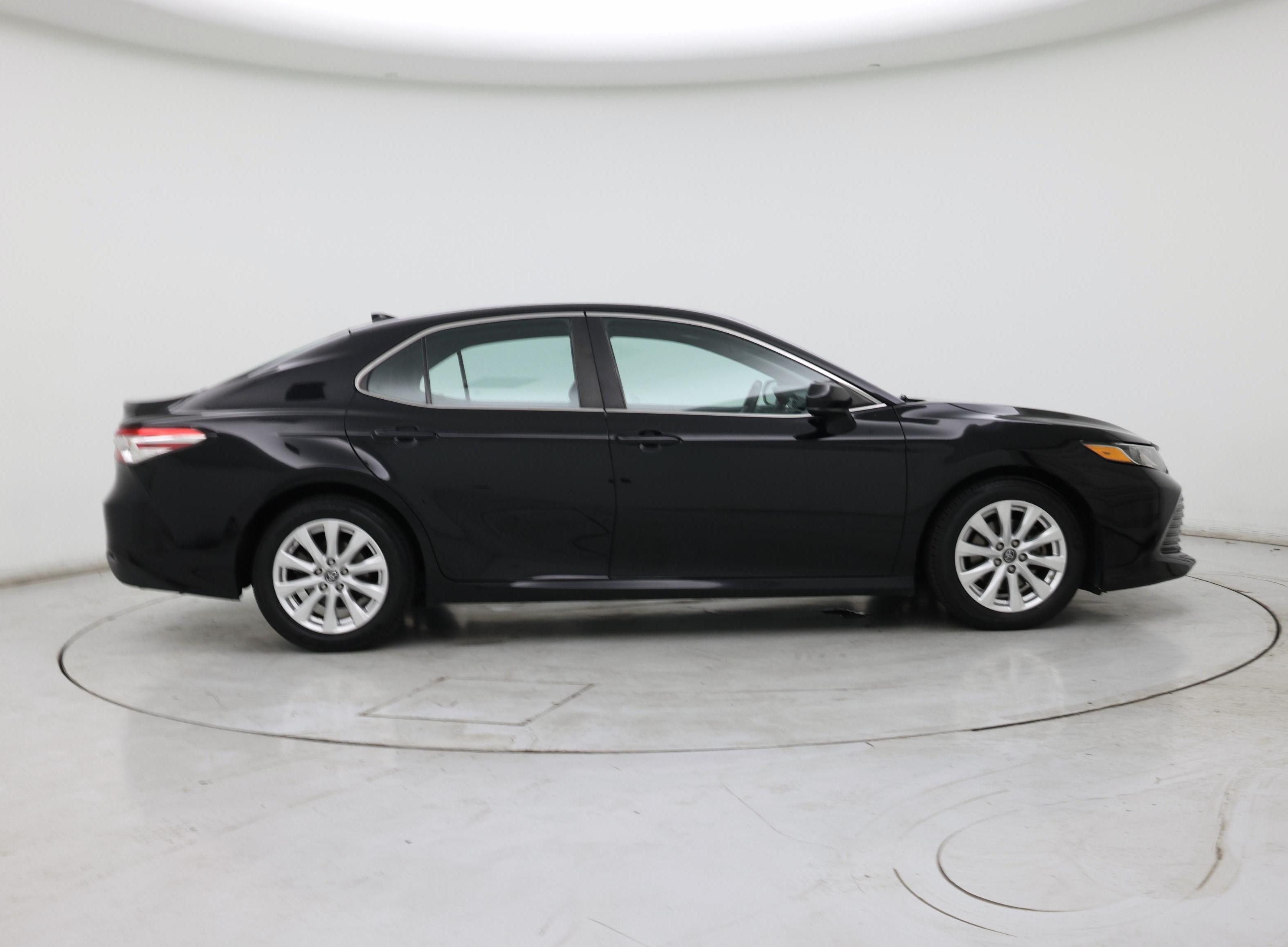 Thumbnail: 2019 Toyota Camry - 7