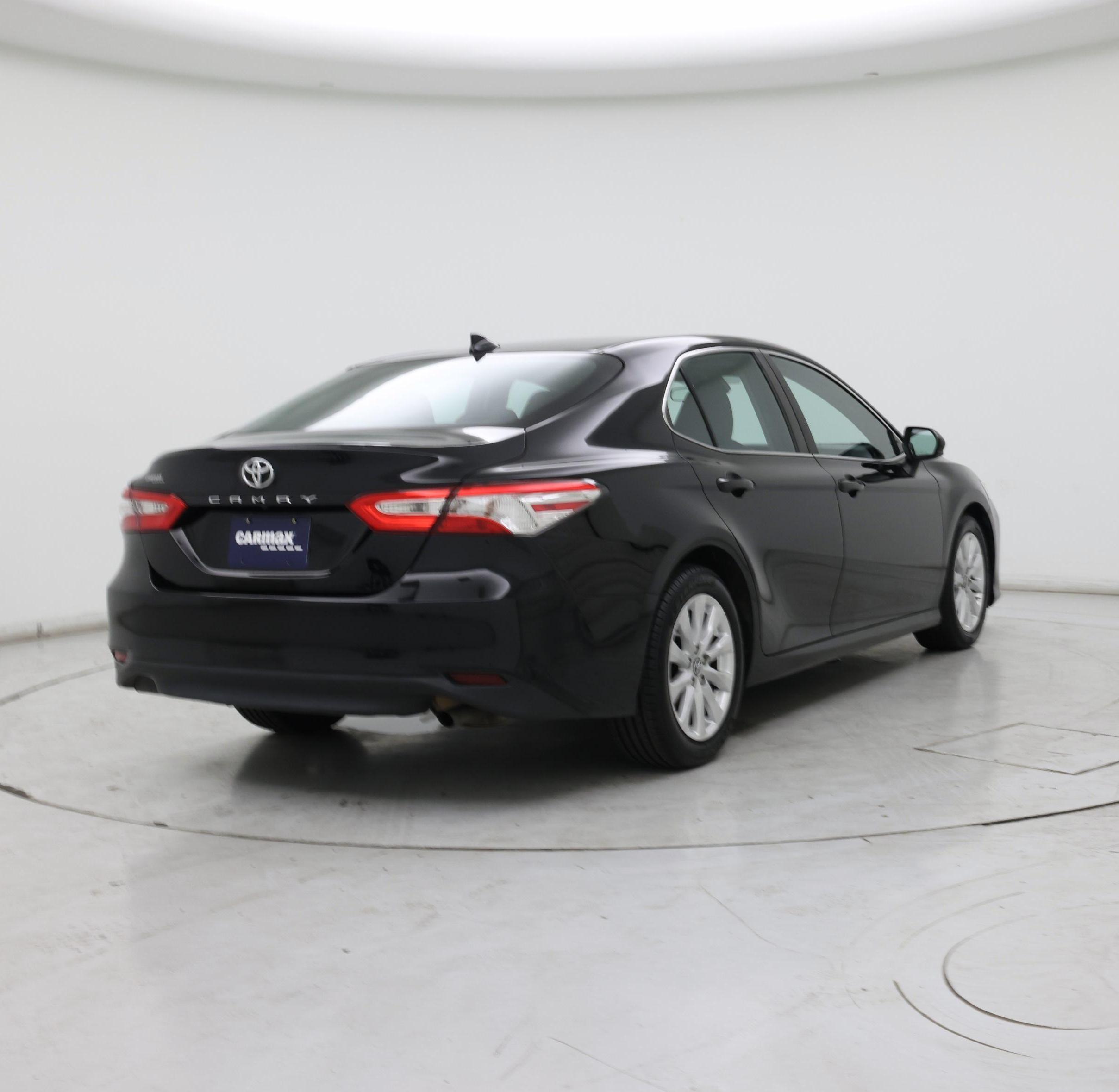 Thumbnail: 2019 Toyota Camry - 8