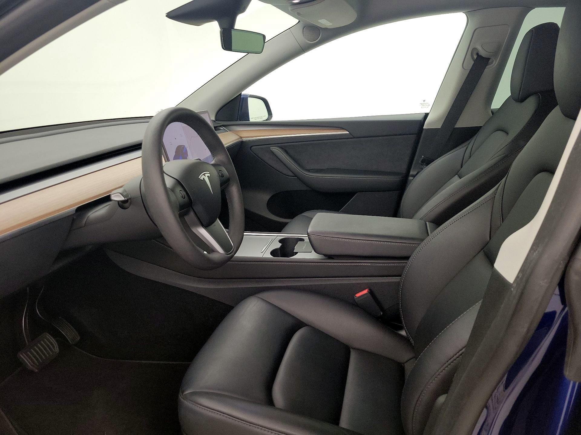 Thumbnail: 2023 Tesla Model Y - 11