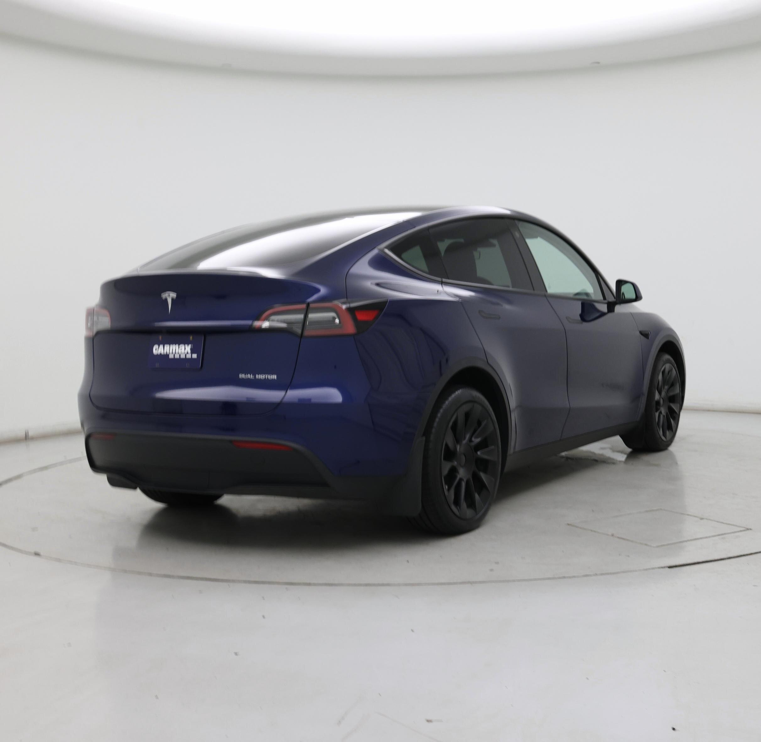 Thumbnail: 2023 Tesla Model Y - 8
