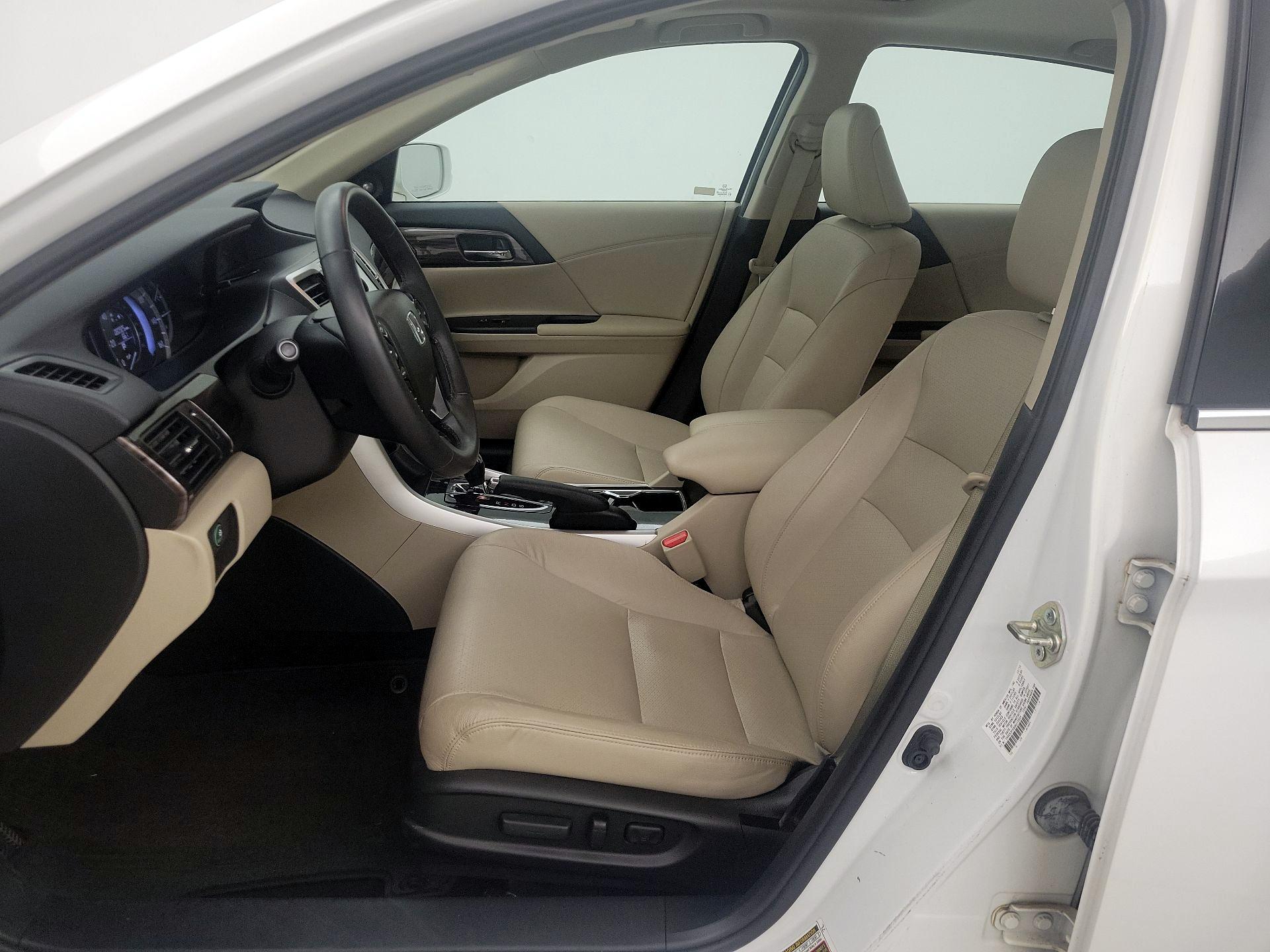 Thumbnail: 2016 Honda Accord - 11