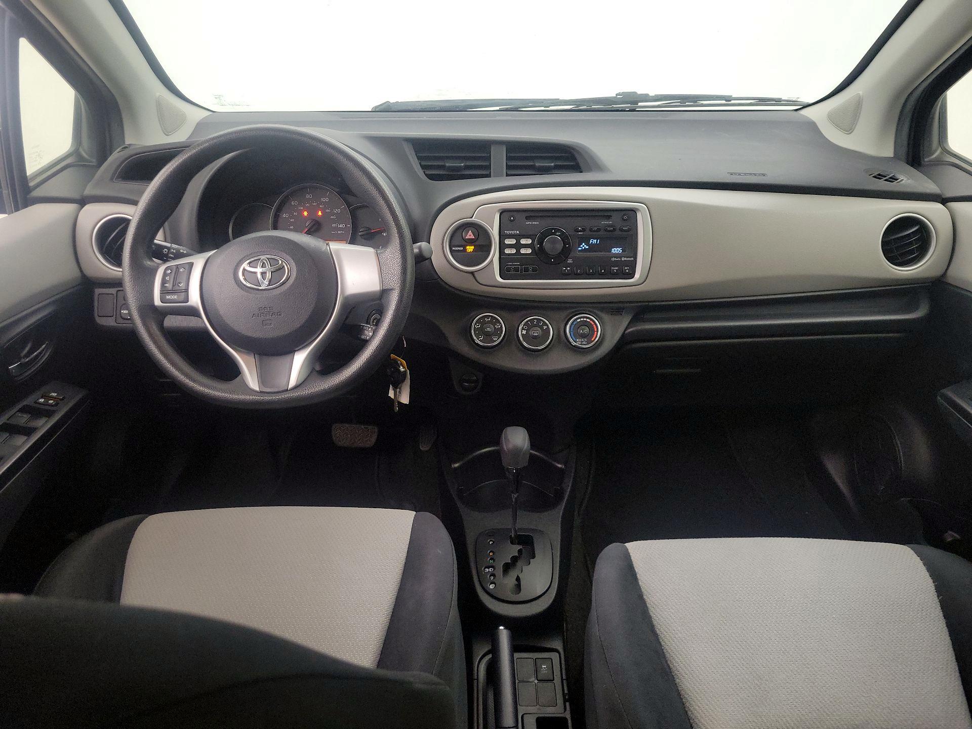 Thumbnail: 2014 Toyota Yaris - 9