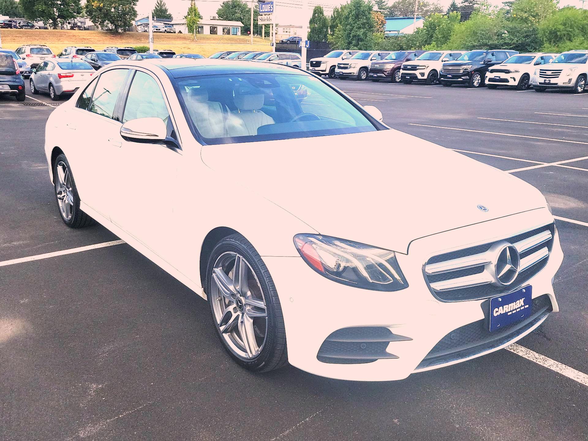 Thumbnail: 2018 Mercedes-Benz E-Class - 1