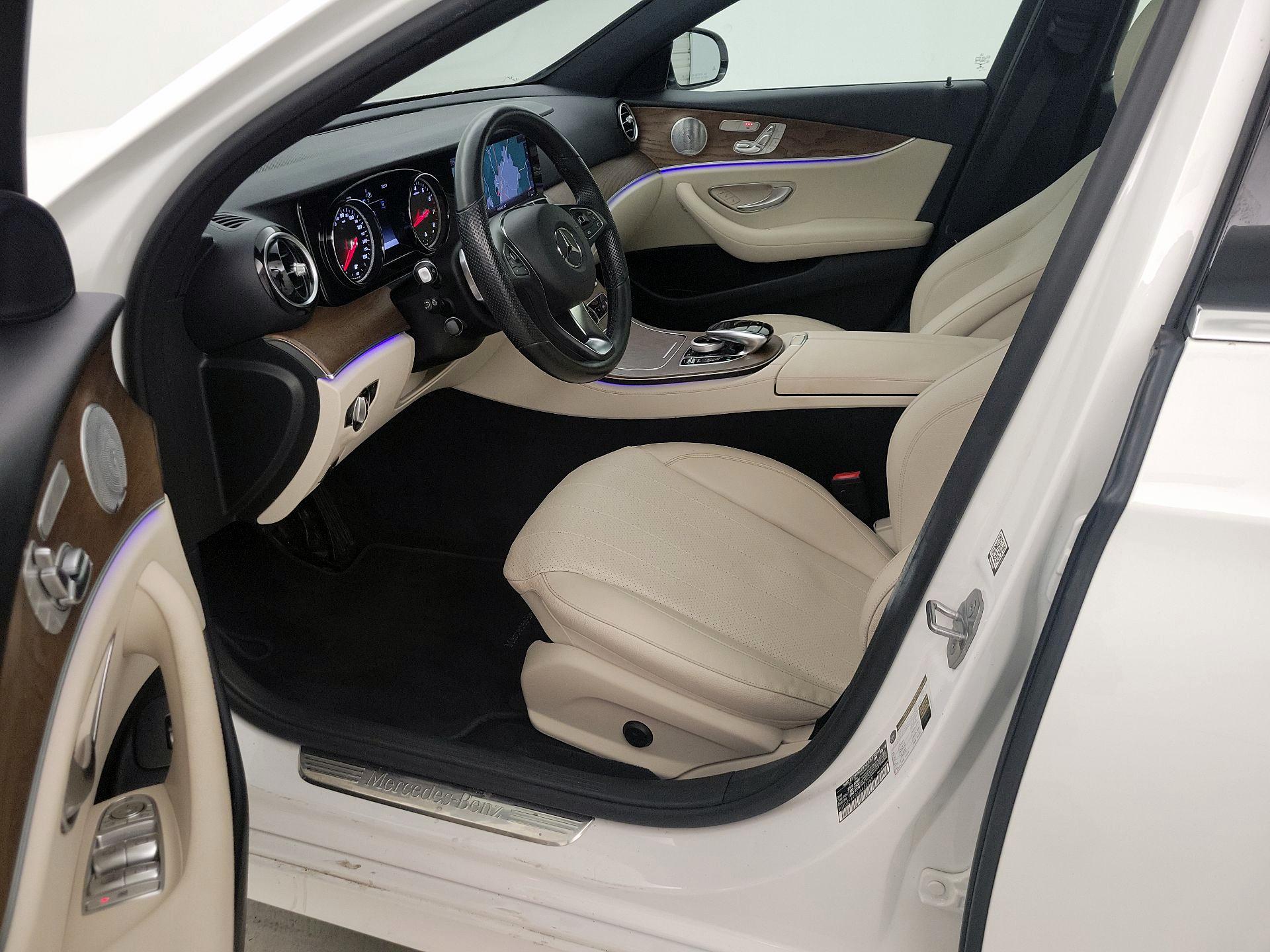 Thumbnail: 2018 Mercedes-Benz E-Class - 9