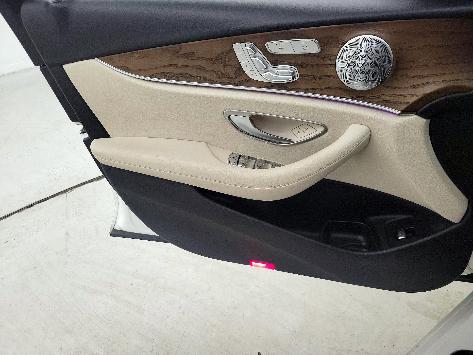 Thumbnail: 2018 Mercedes-Benz E-Class - 10