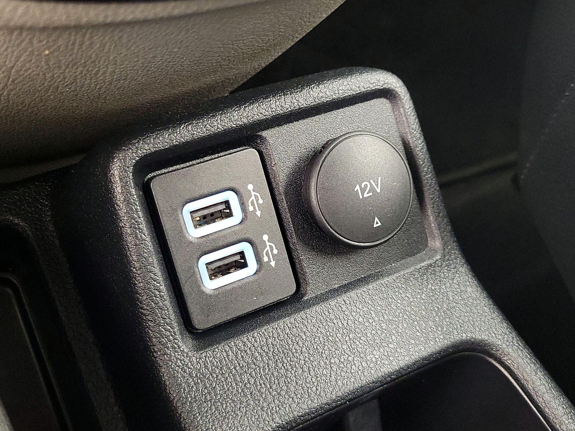 Thumbnail: 2020 Ford Transit Series - 19