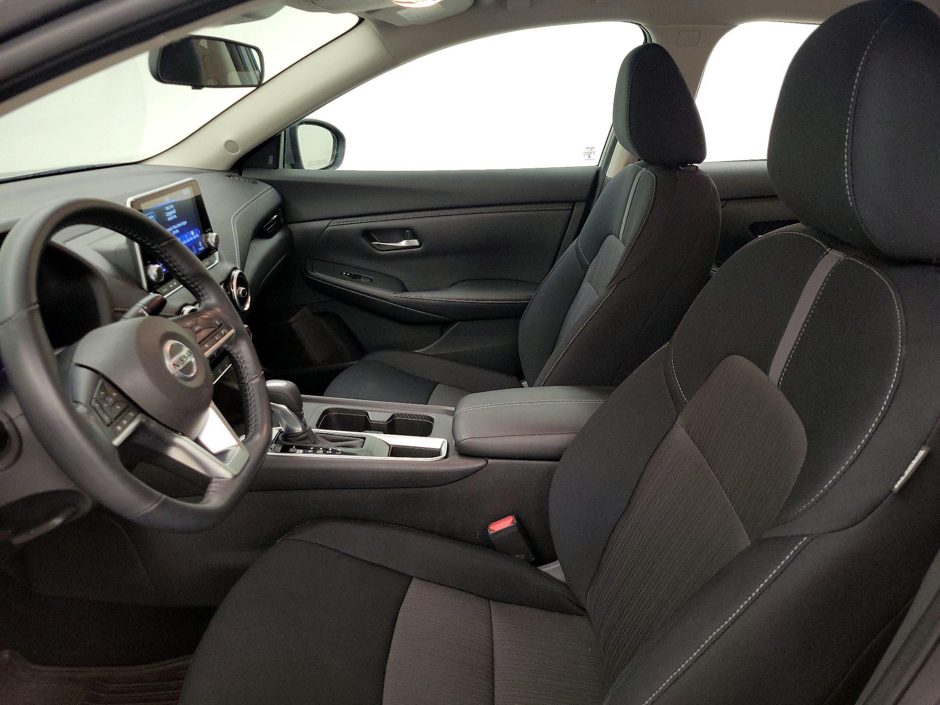 Thumbnail: 2022 Nissan Sentra - 11