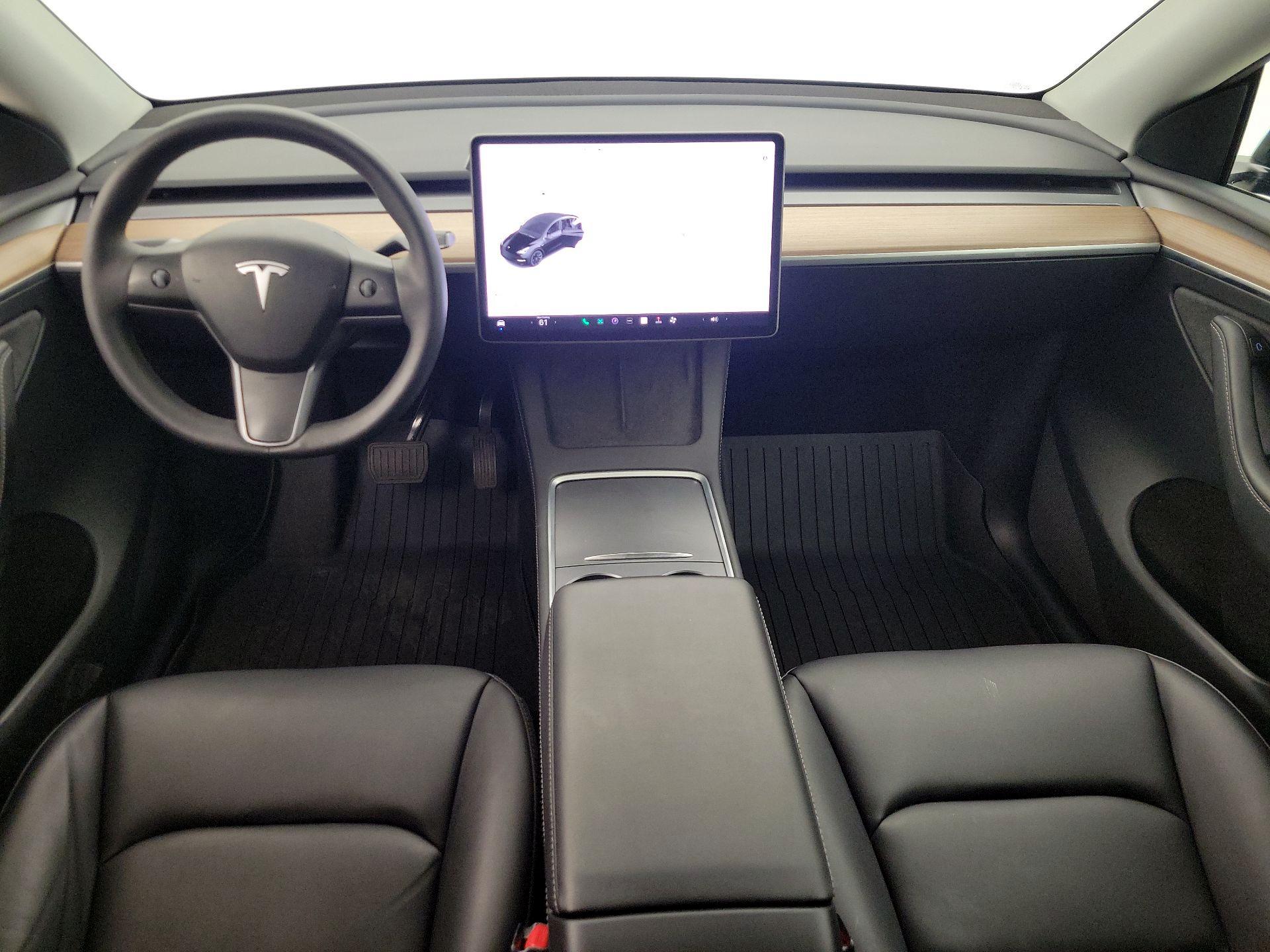 Thumbnail: 2024 Tesla Model Y - 9