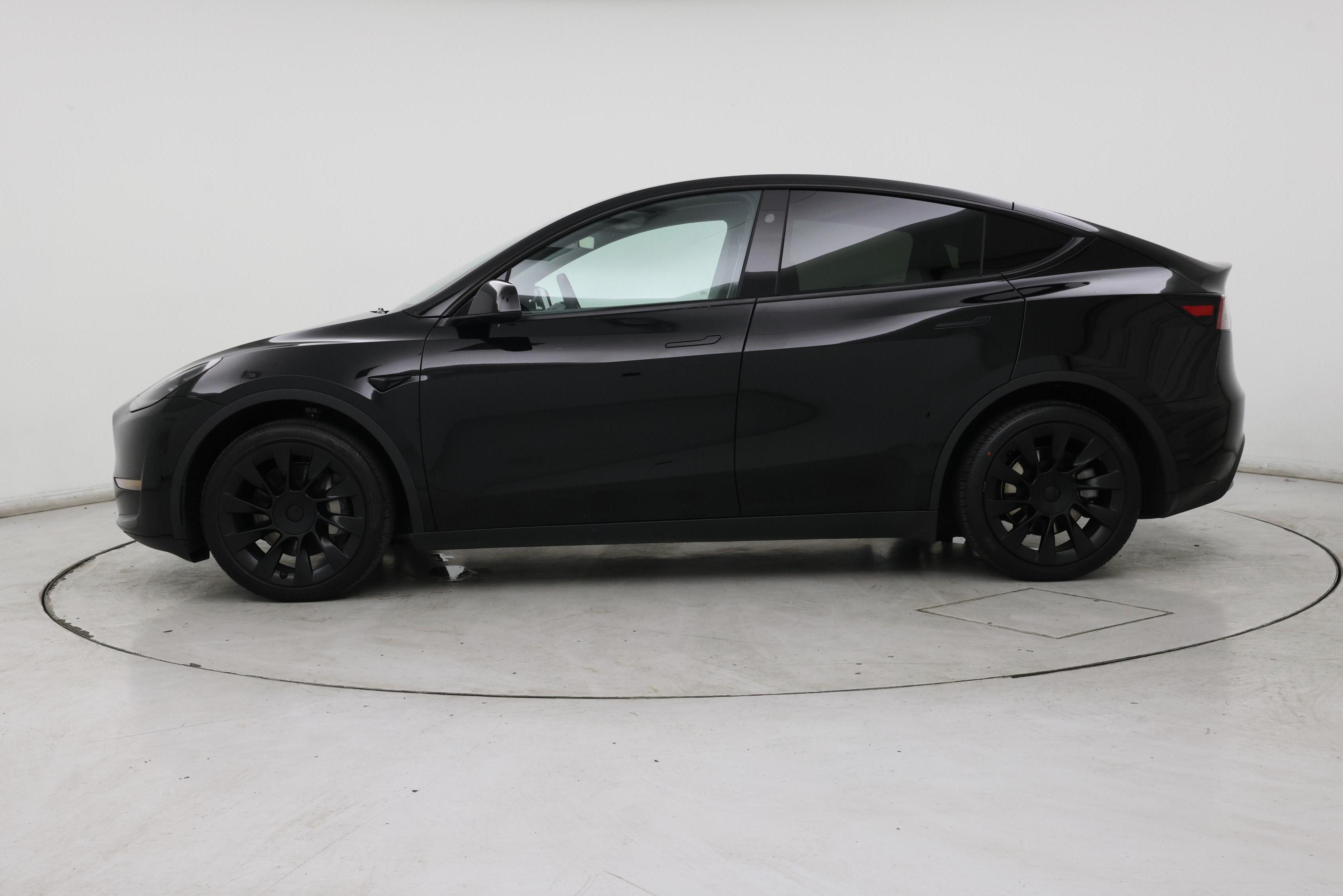 Thumbnail: 2024 Tesla Model Y - 3