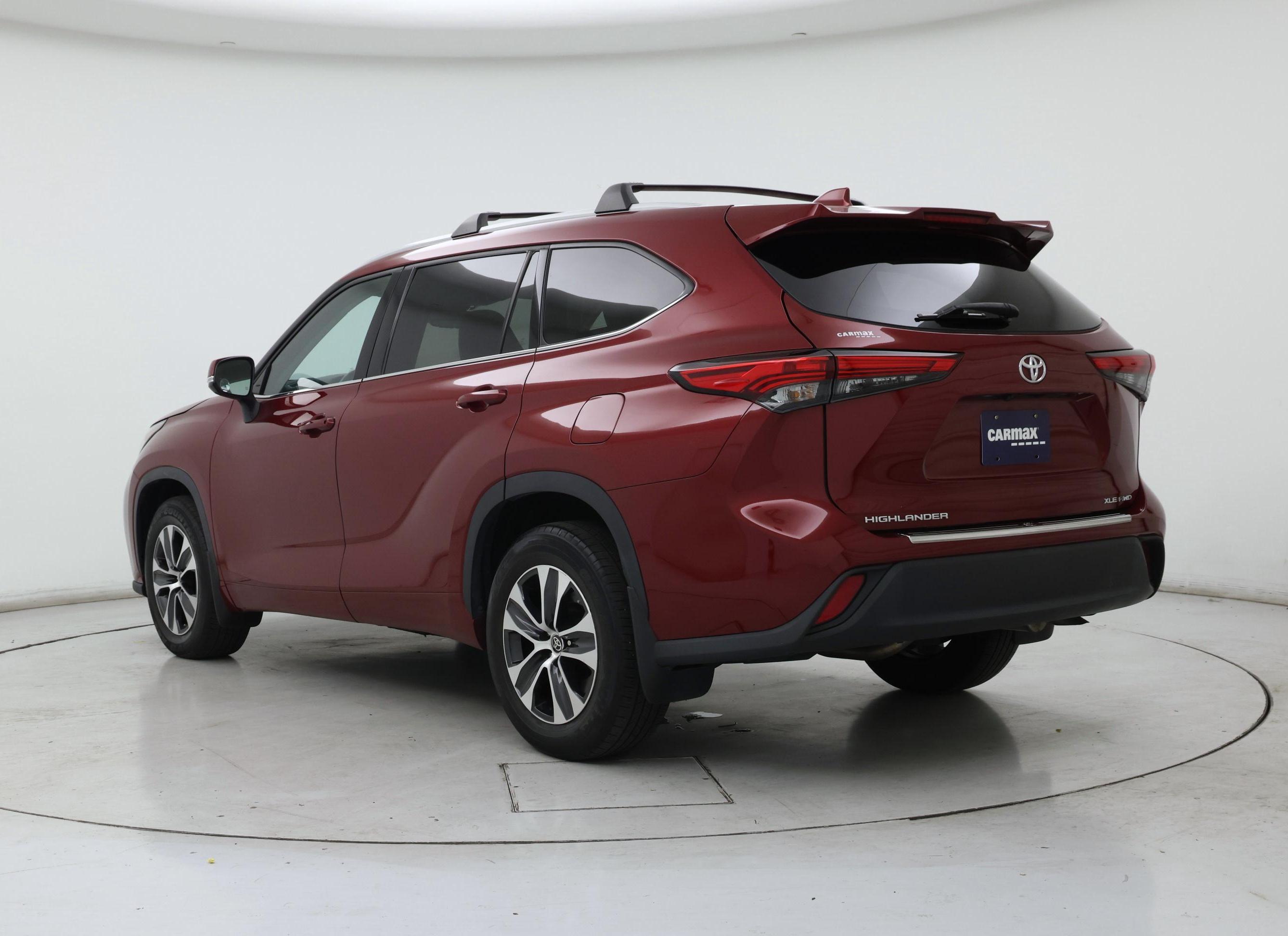 Thumbnail: 2022 Toyota Highlander - 2