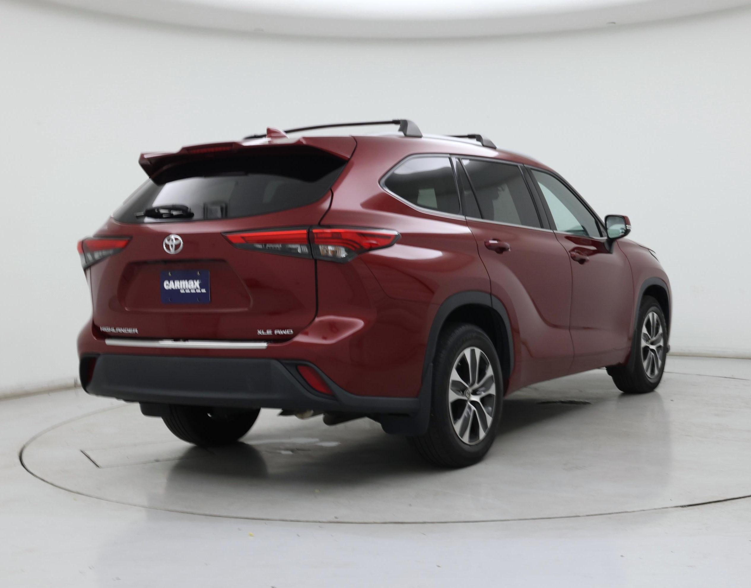Thumbnail: 2022 Toyota Highlander - 8
