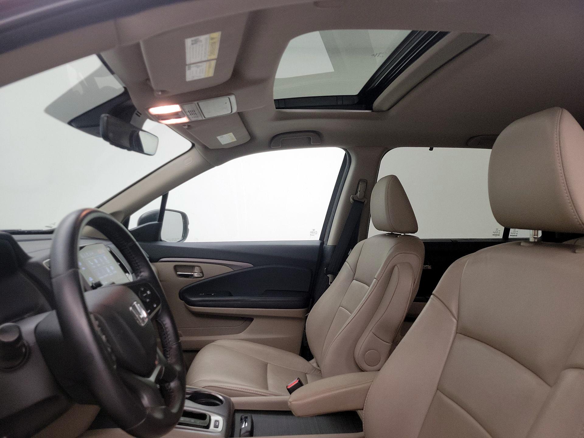 Thumbnail: 2020 Honda Pilot - 19