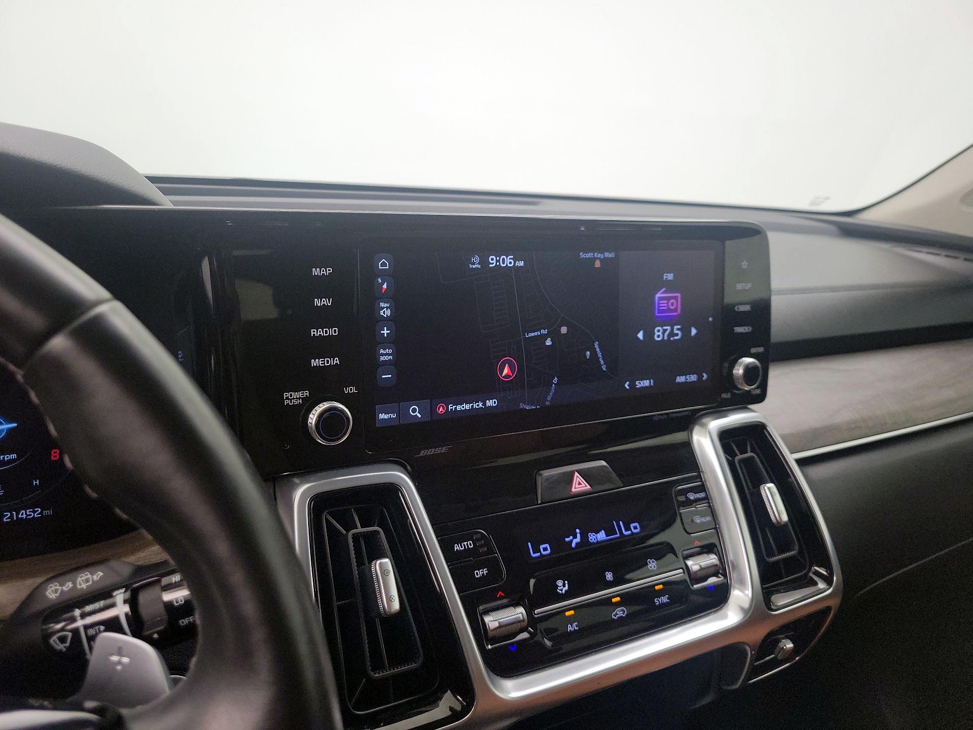 Thumbnail: 2022 Kia Sorento - 14